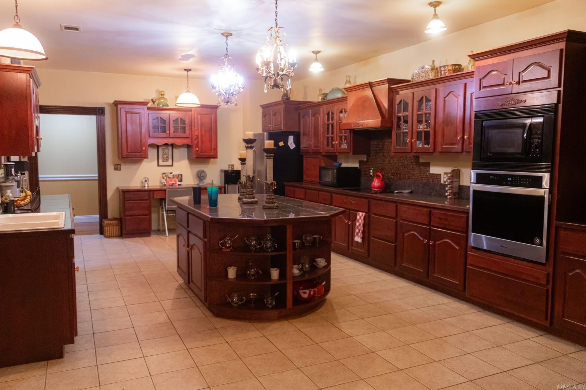 94  Givens  Morrilton, AR
