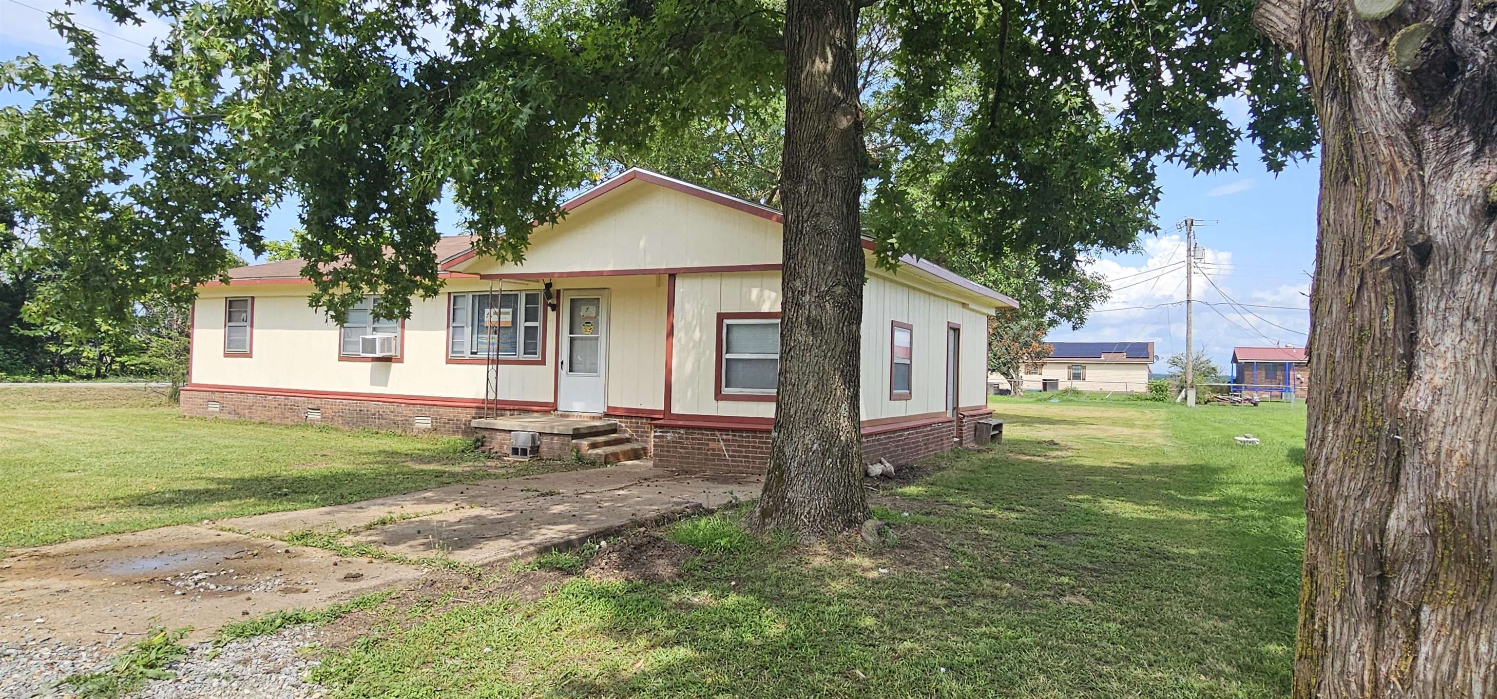 2501 SE 2nd  Hoxie, AR
