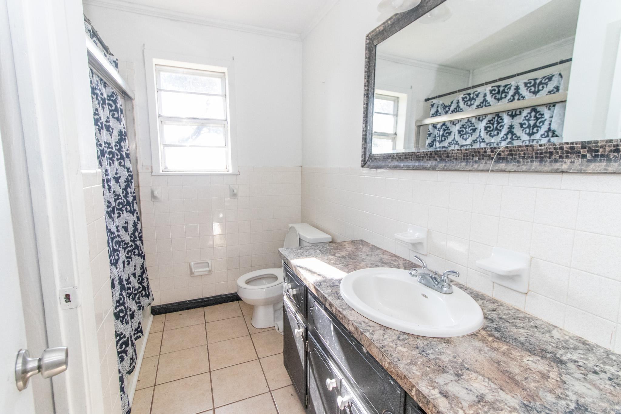 405  Dent  Bay, AR
