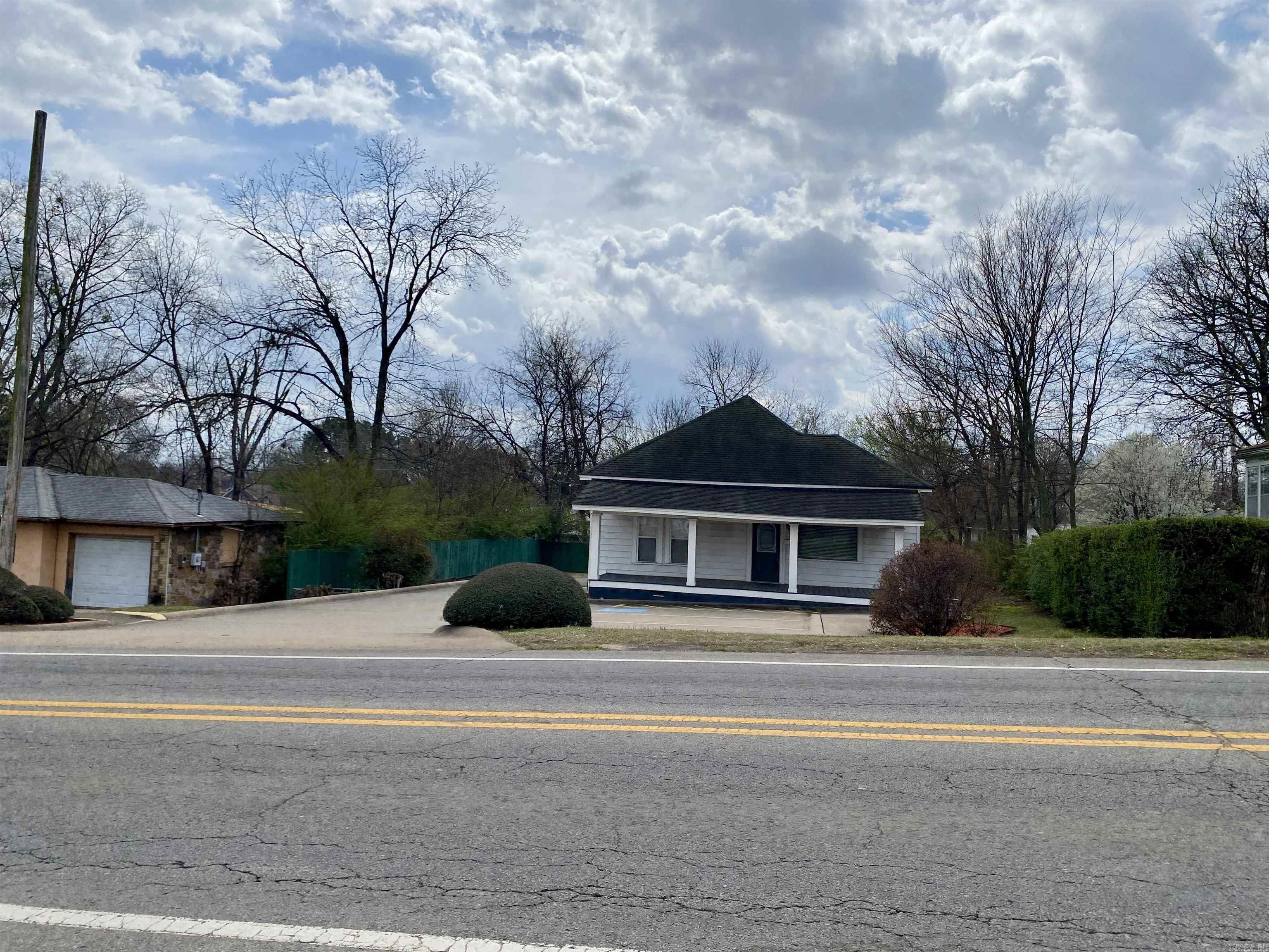 1301 W Main Street  Clarksville, AR