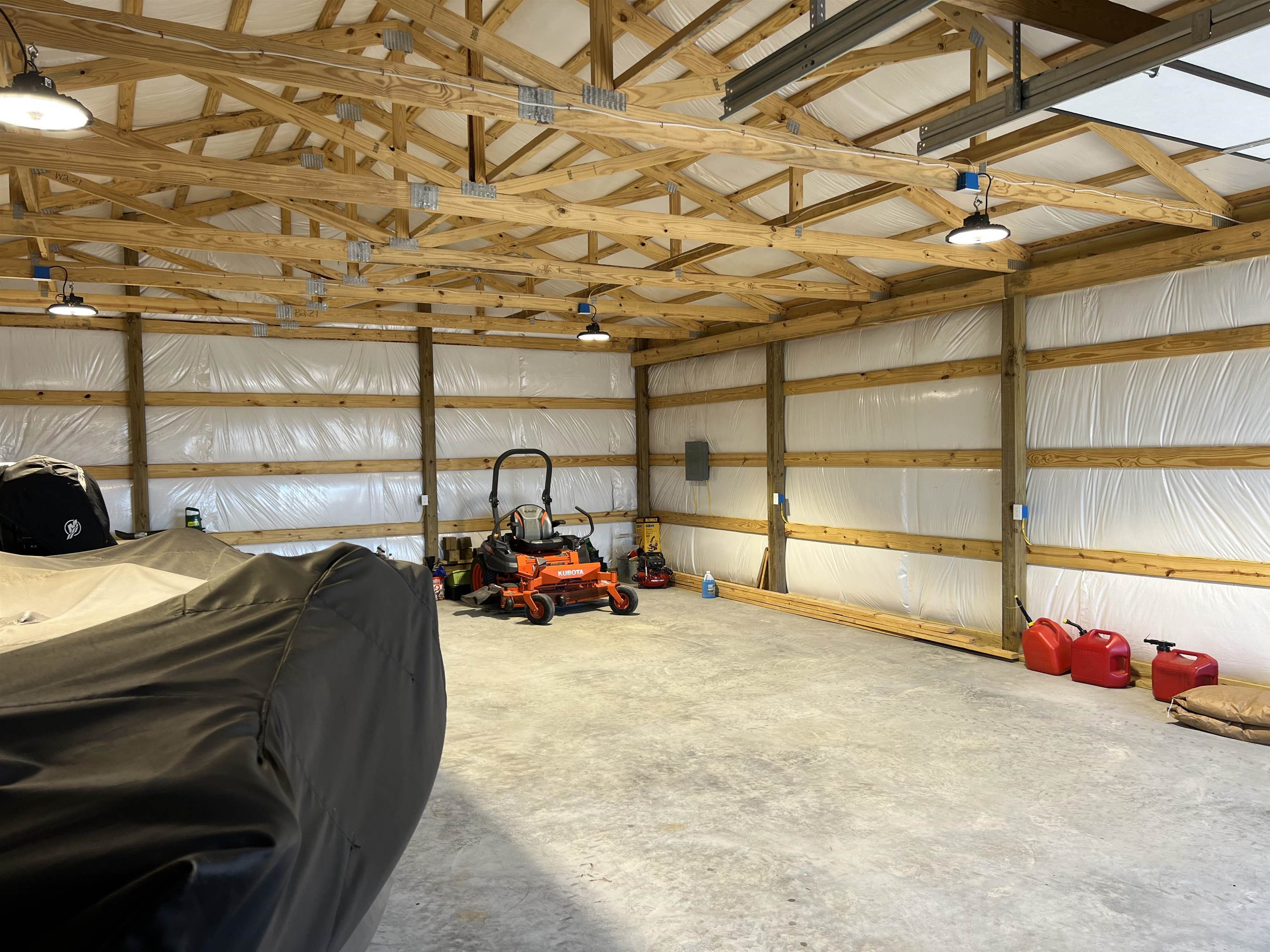 60  Hilltop Lane  Mount Pleasant, AR