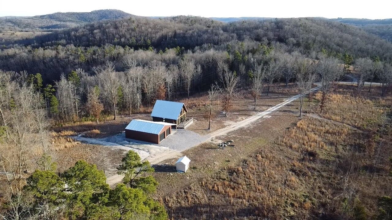 60  Hilltop Lane  Mount Pleasant, AR