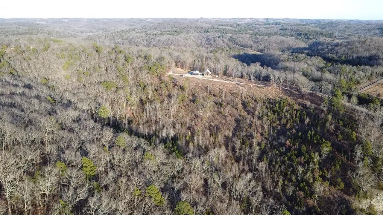 60  Hilltop Lane  Mount Pleasant, AR
