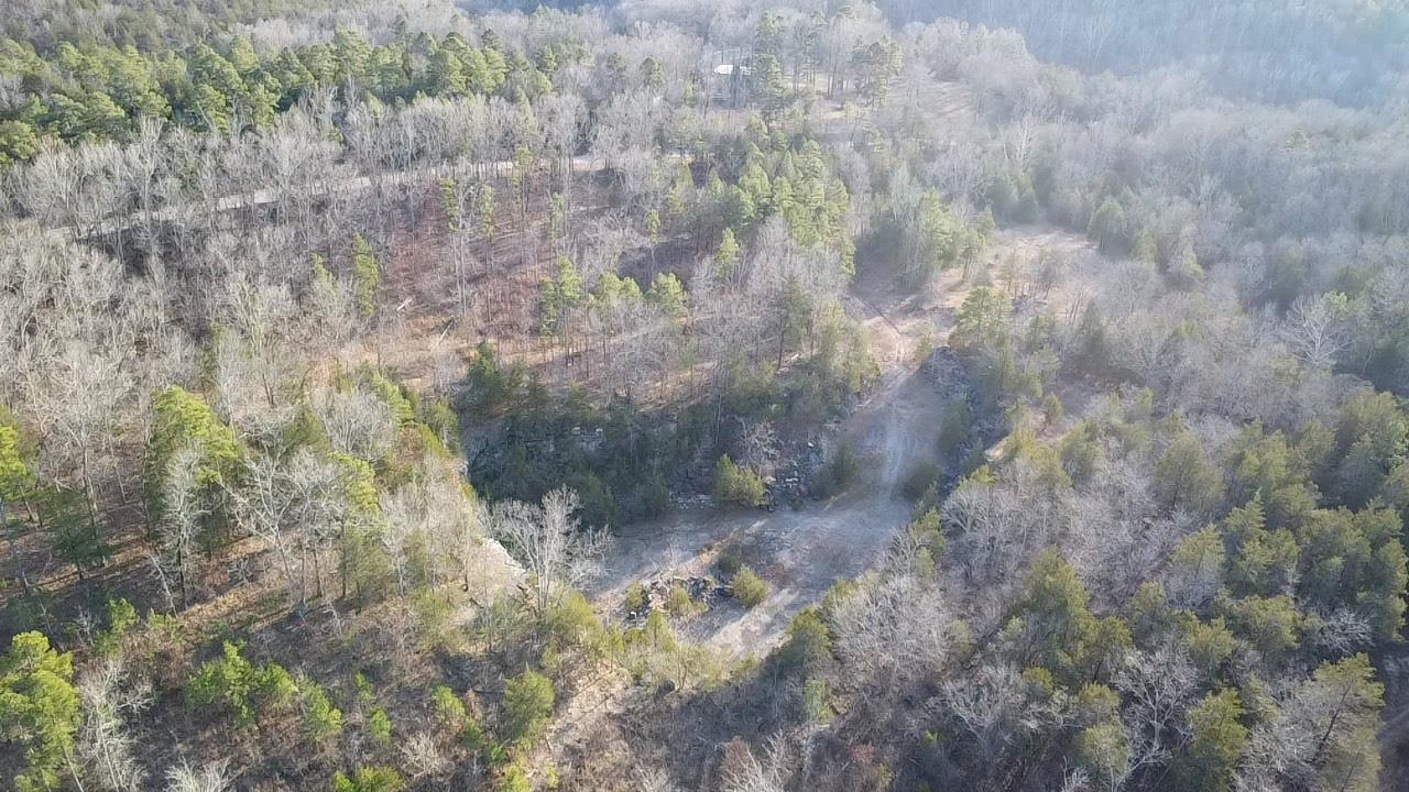 60  Hilltop Lane  Mount Pleasant, AR