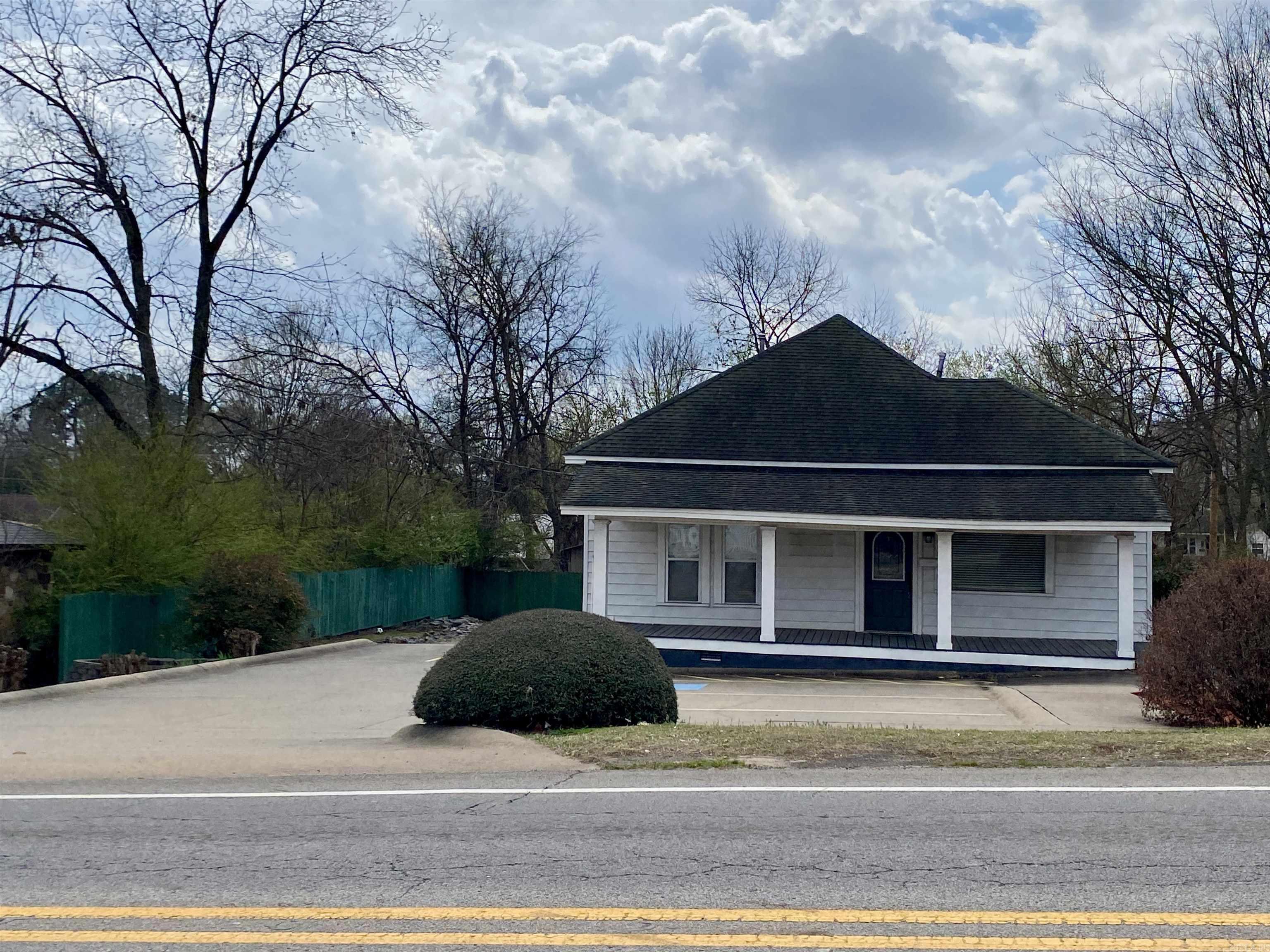 1301 W Main Street  Clarksville, AR