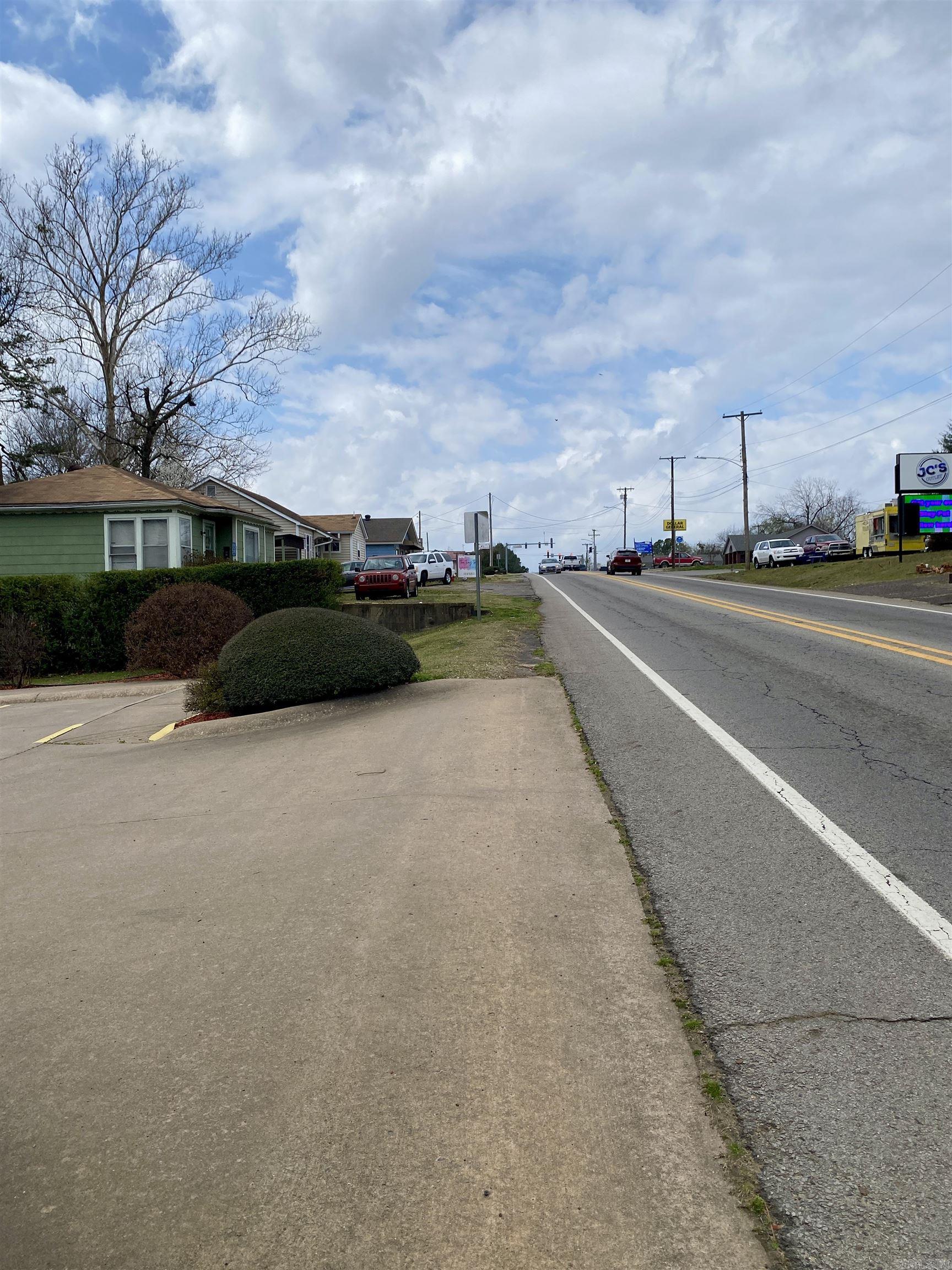 1301 W Main Street  Clarksville, AR