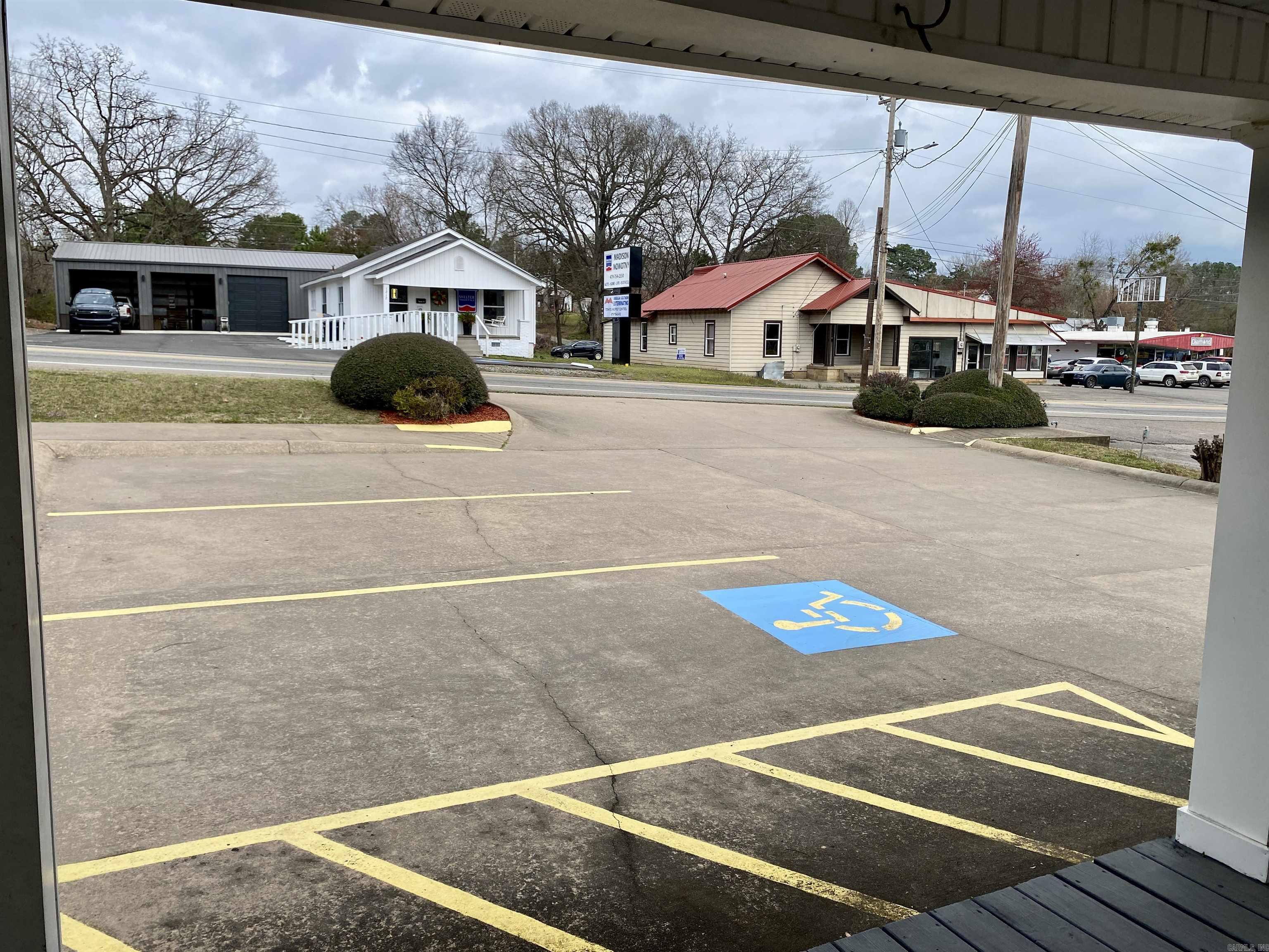 1301 W Main Street  Clarksville, AR