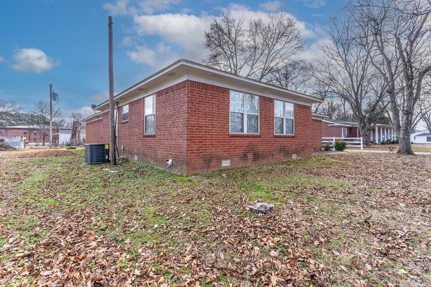513 N Edmonds  McCrory, AR