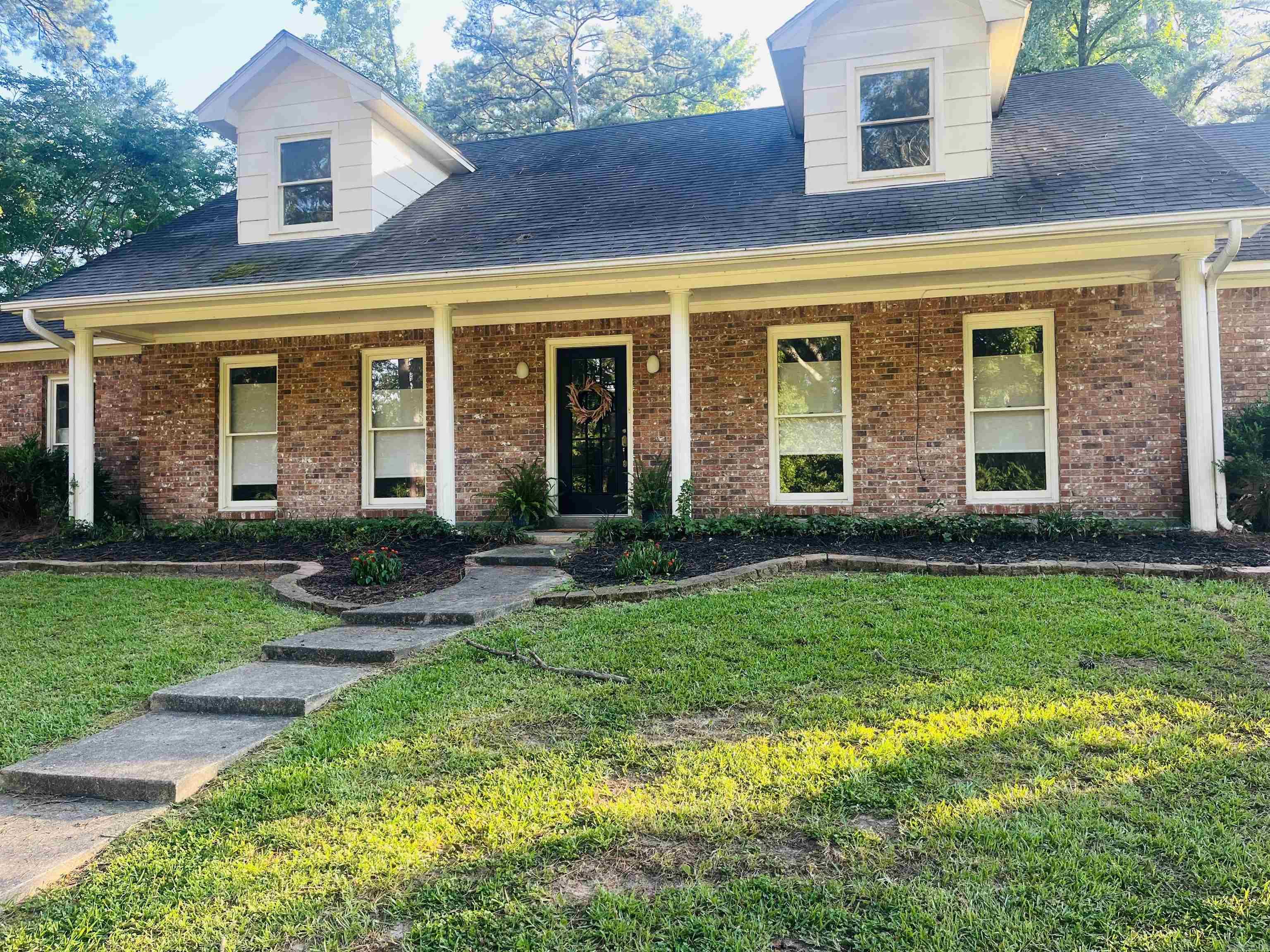 226 Hawthorne  Monticello, AR