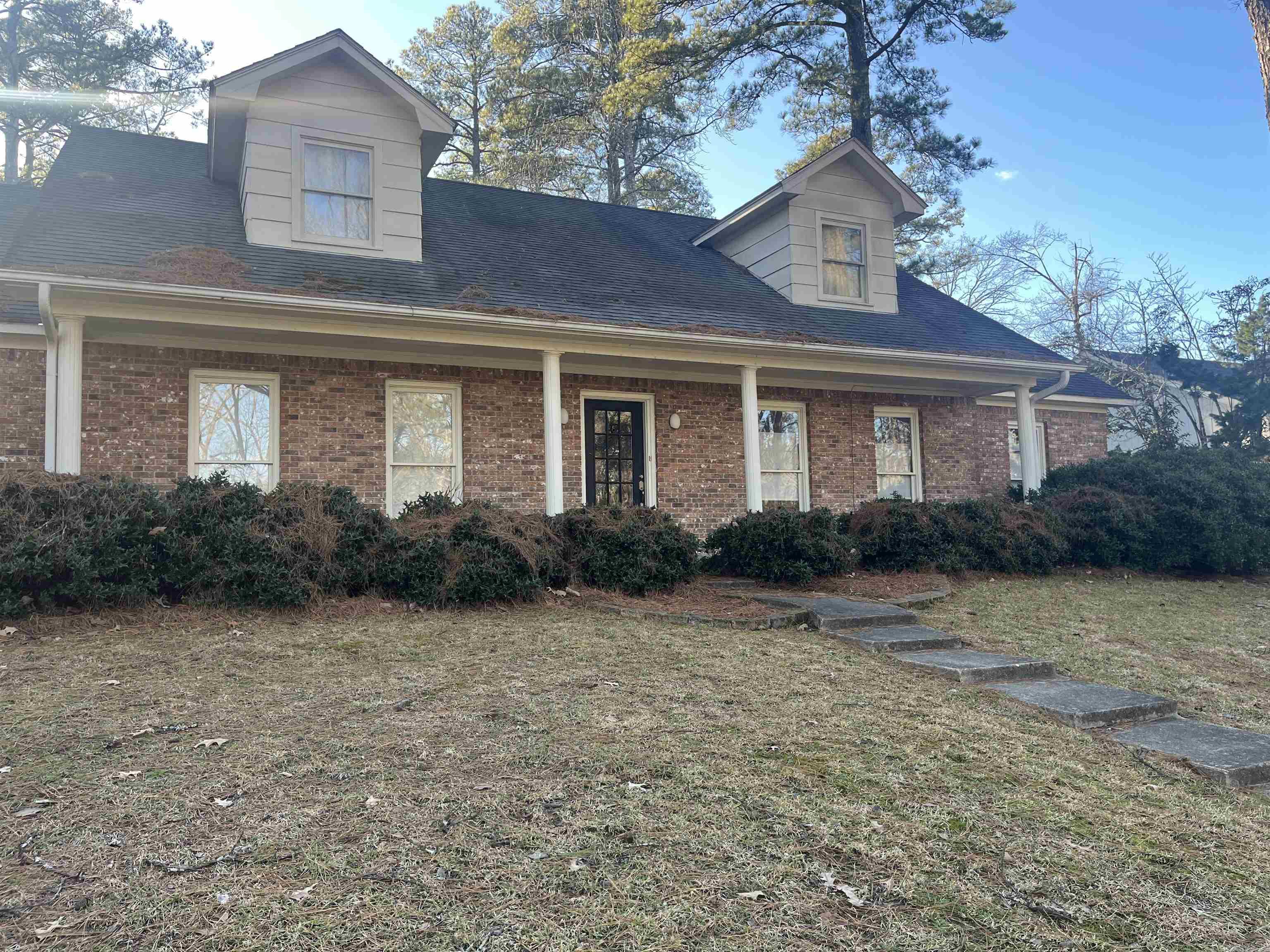226  Hawthorne  Monticello, AR