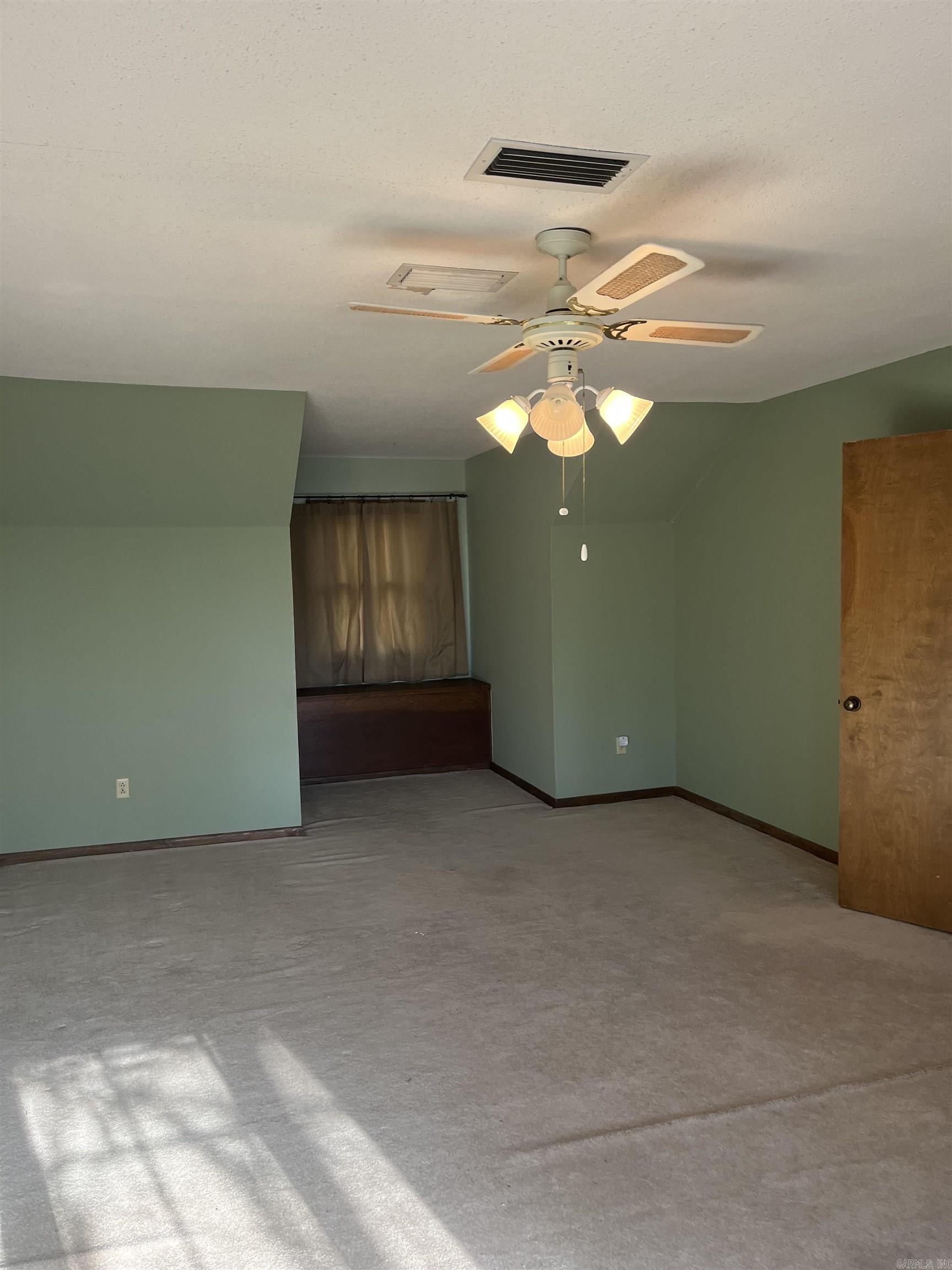 226  Hawthorne  Monticello, AR