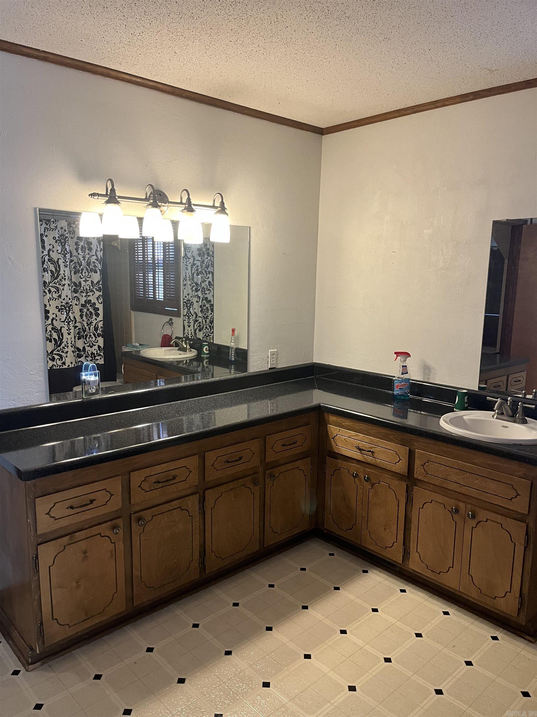 226  Hawthorne  Monticello, AR