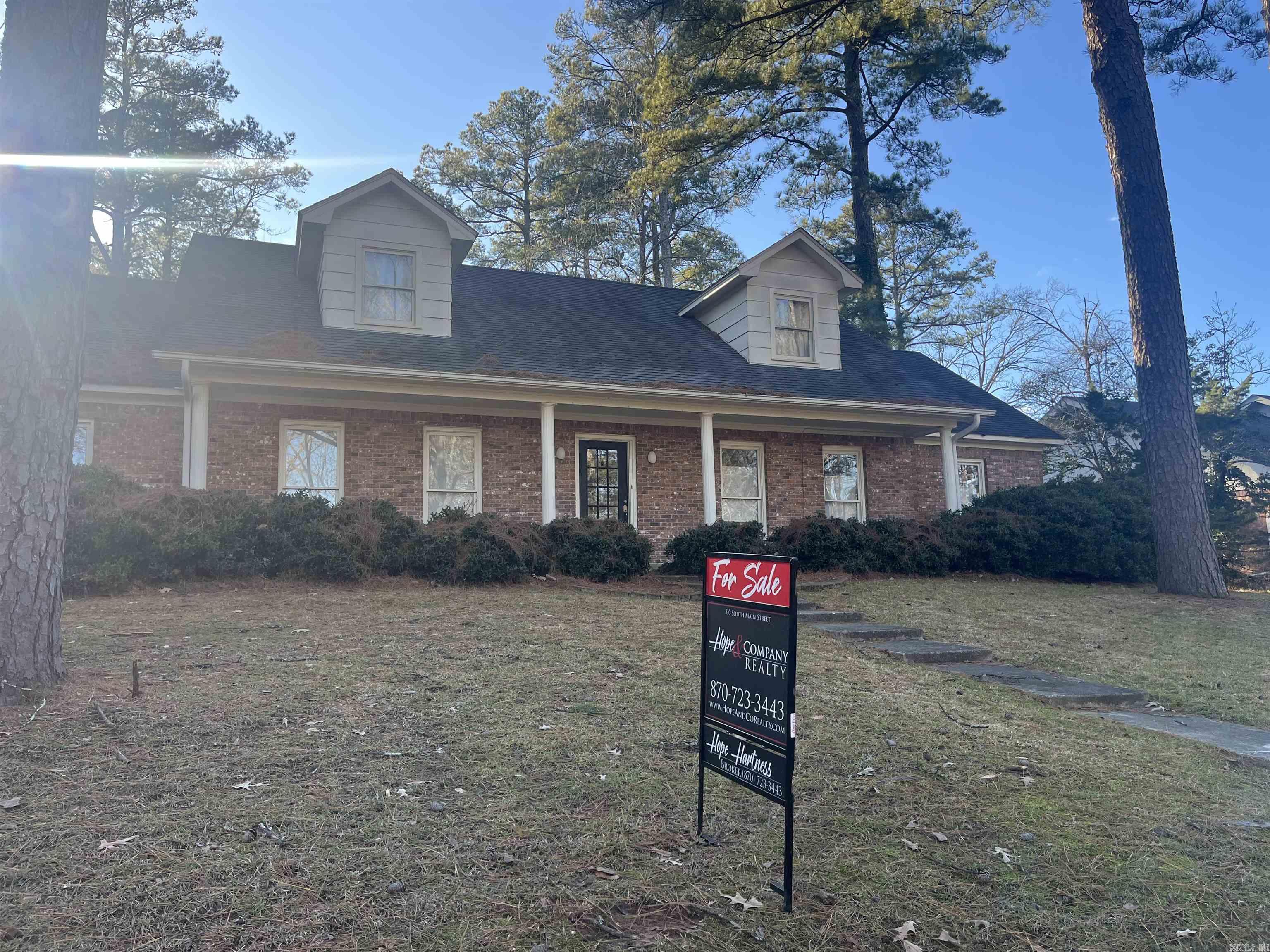 226  Hawthorne  Monticello, AR