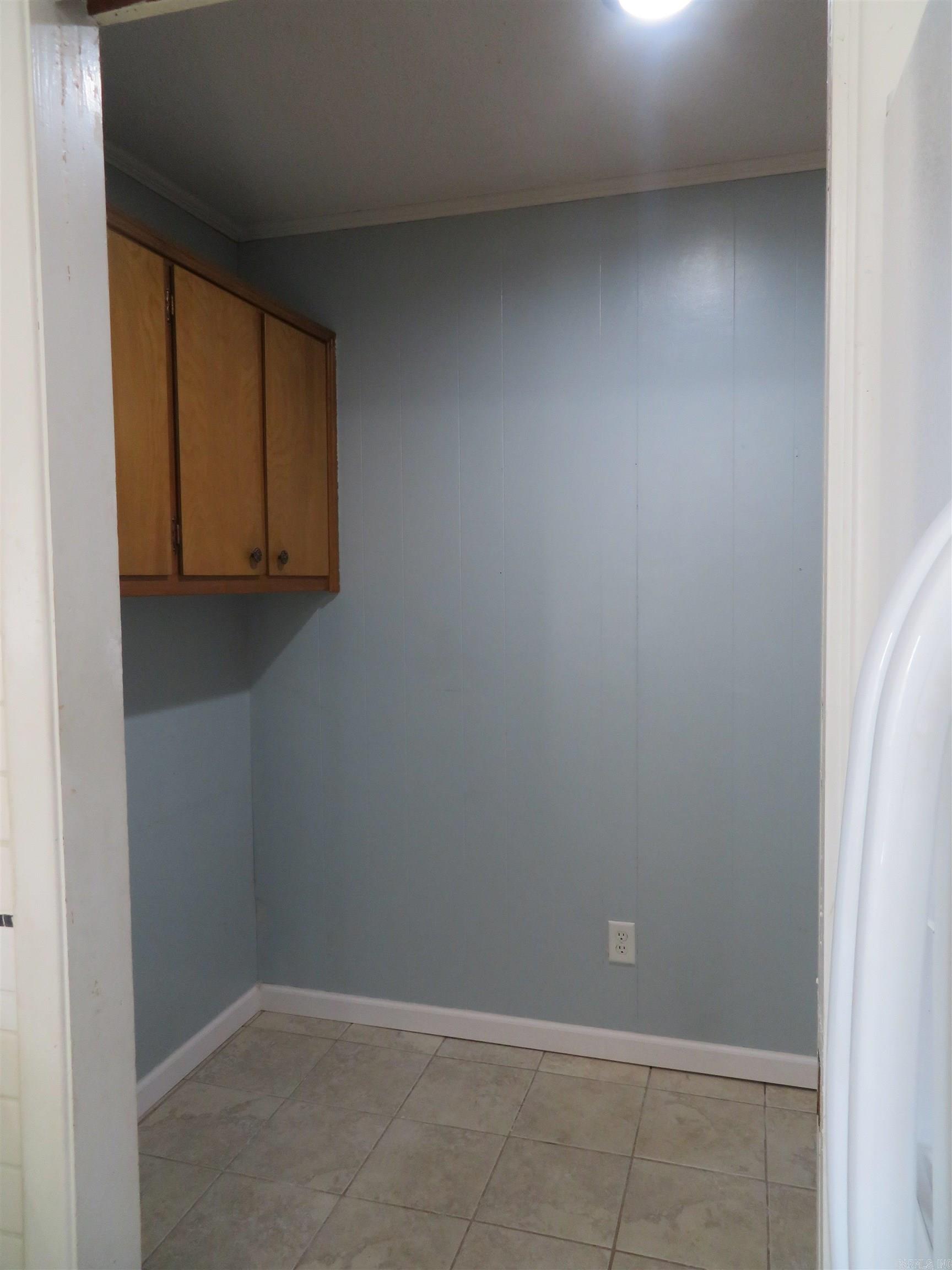 2043  Elaine  Arkadelphia, AR