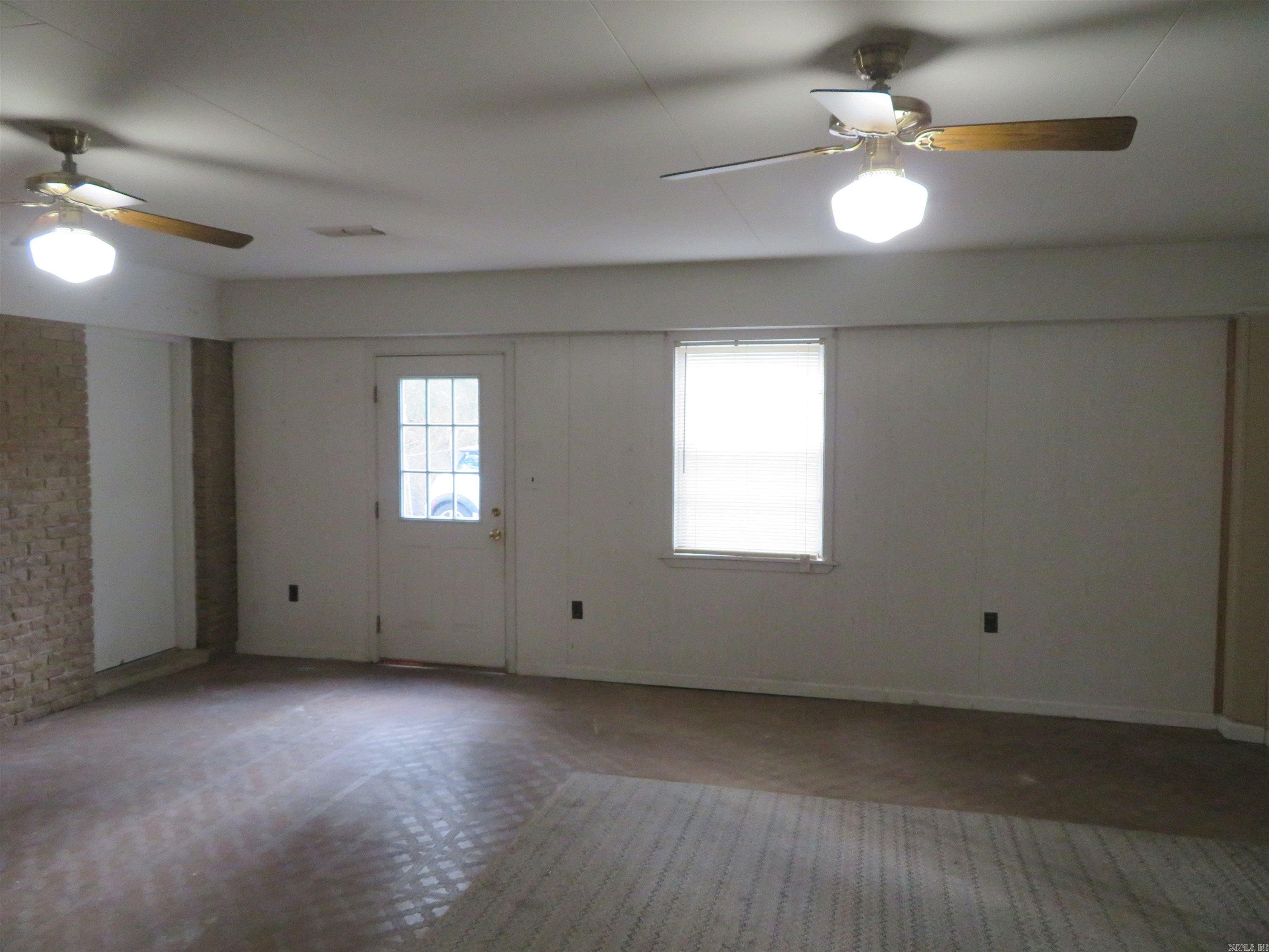 2043  Elaine  Arkadelphia, AR