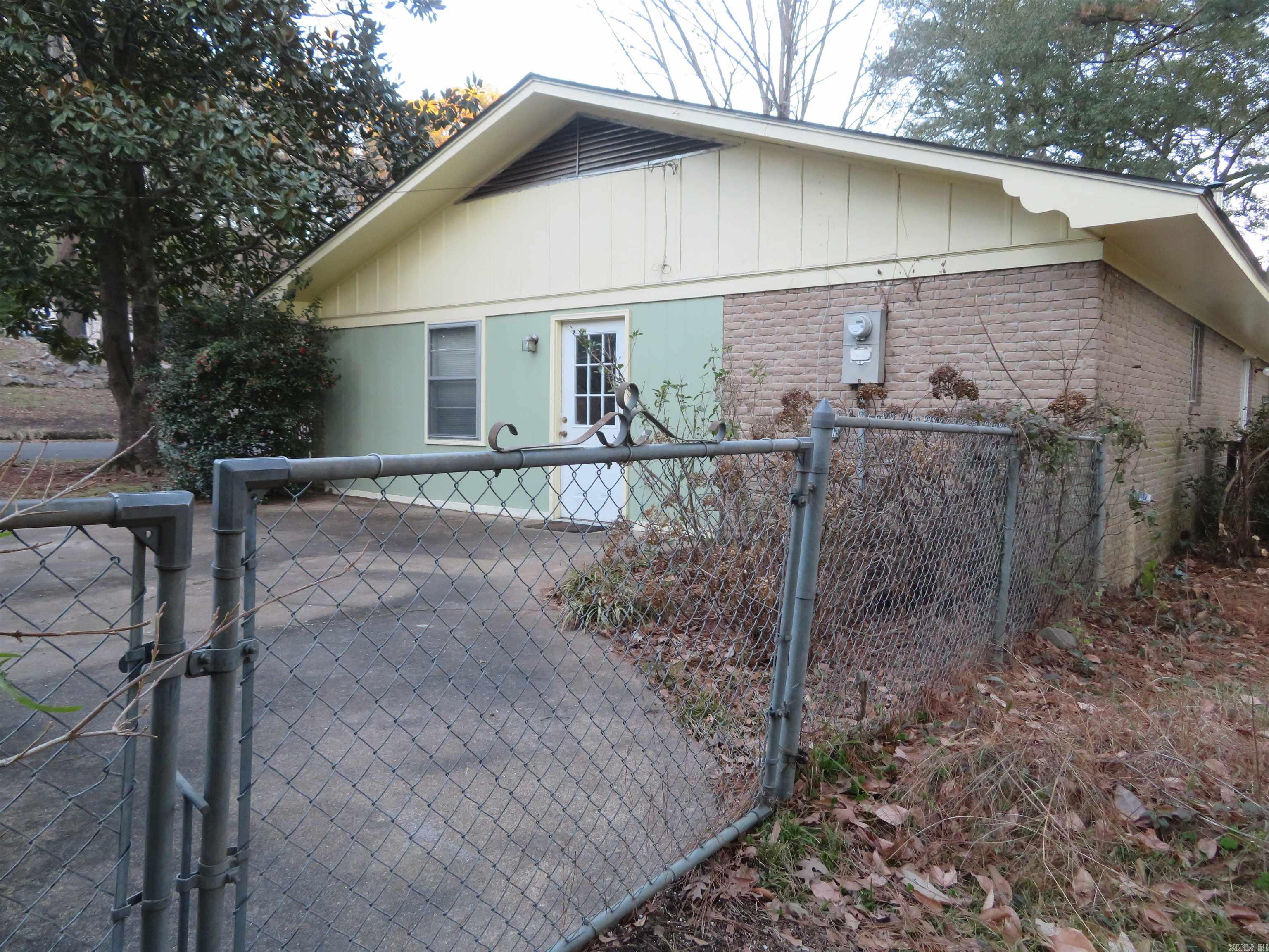 2043  Elaine  Arkadelphia, AR