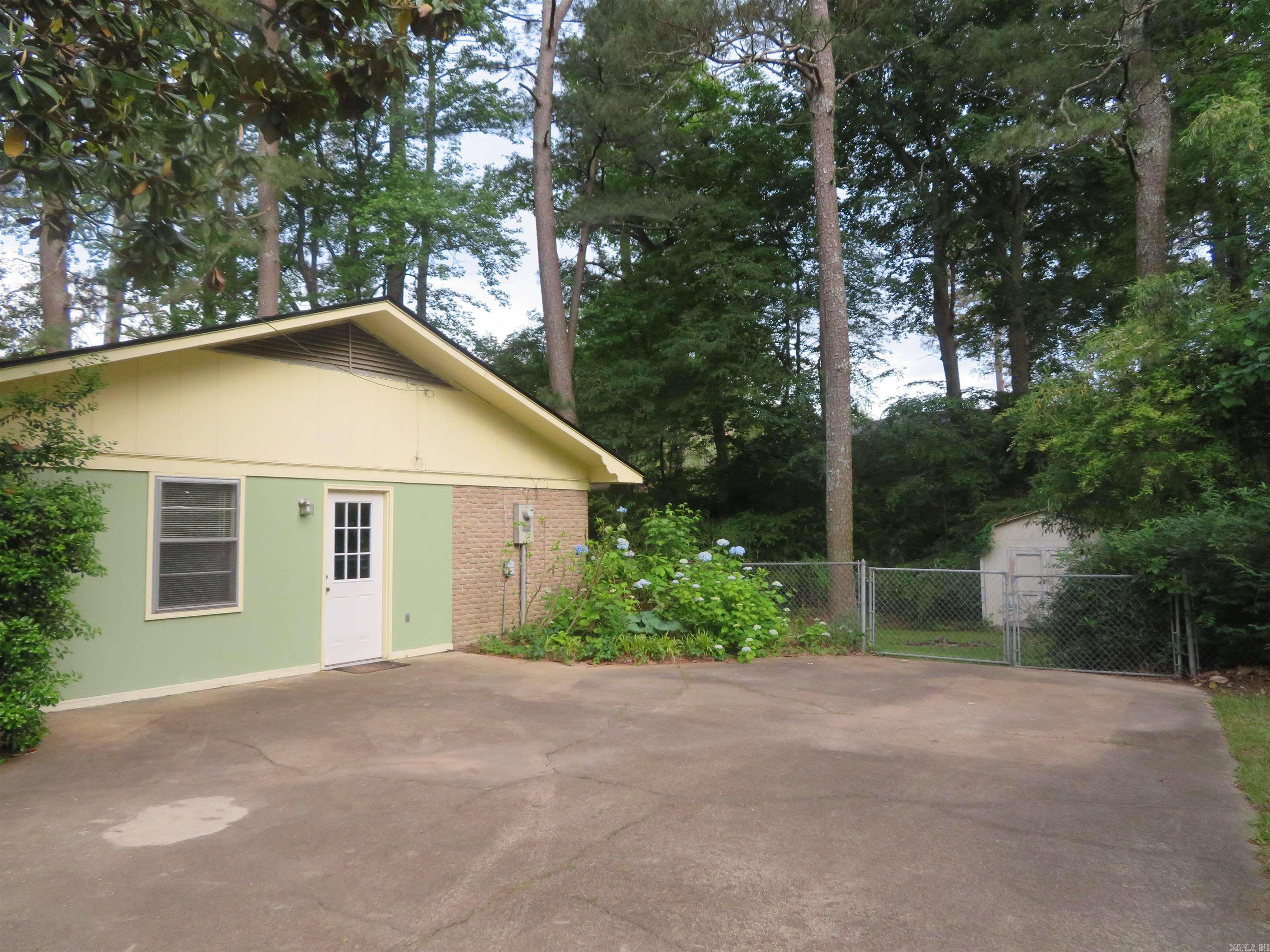 2043  Elaine  Arkadelphia, AR