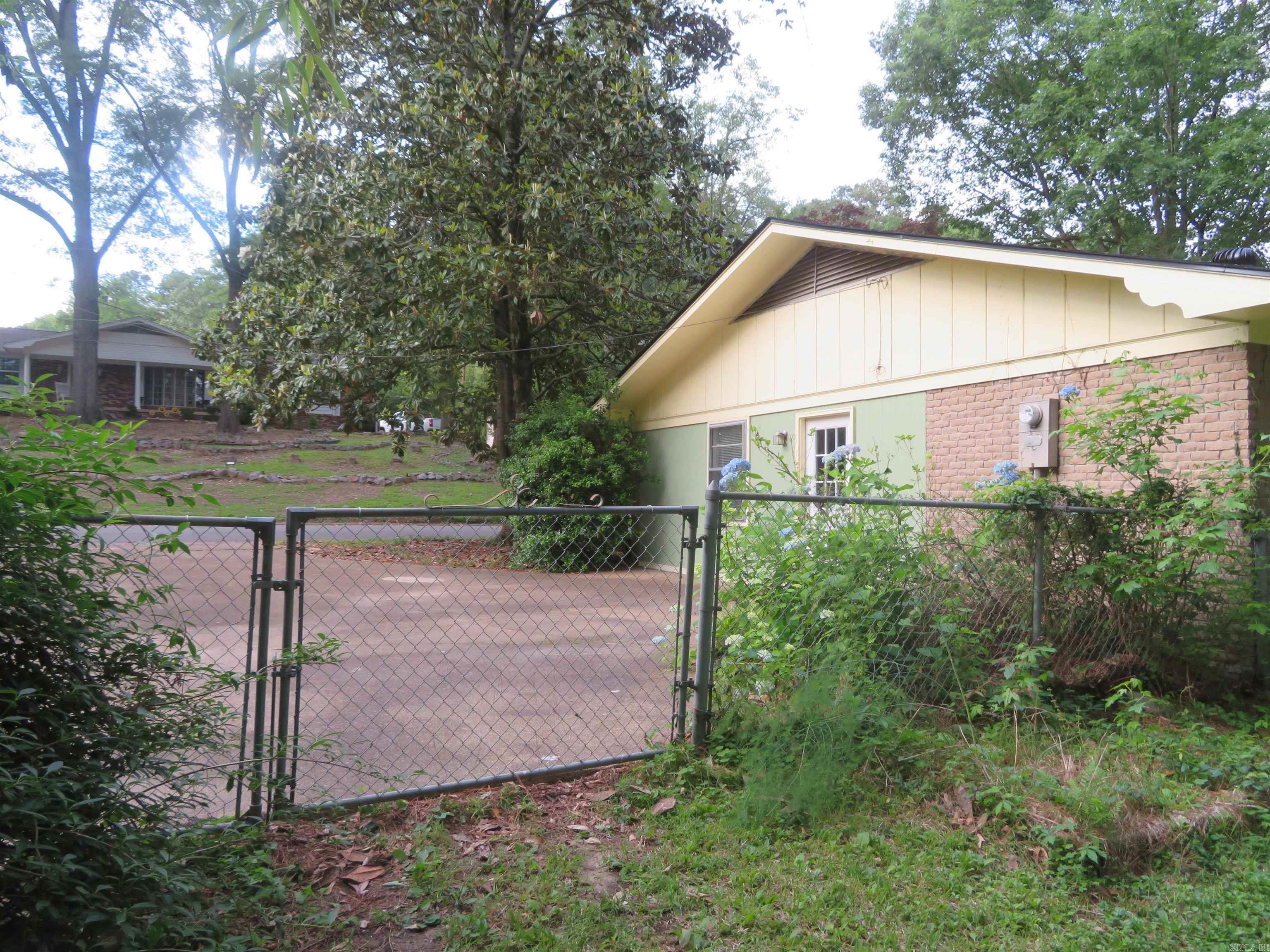 2043  Elaine  Arkadelphia, AR