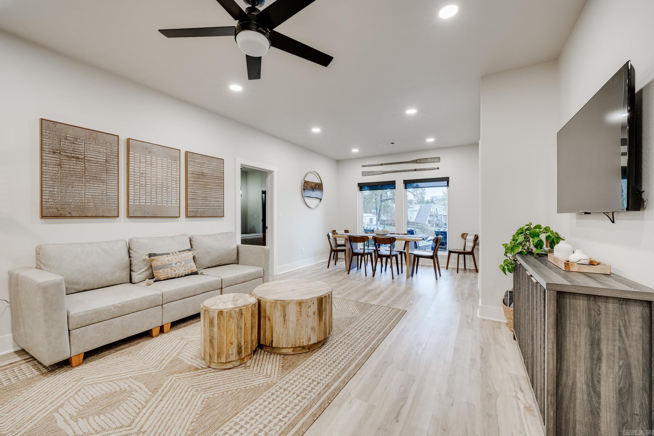 125  Wayward Winds Terrace  Hot Springs, AR