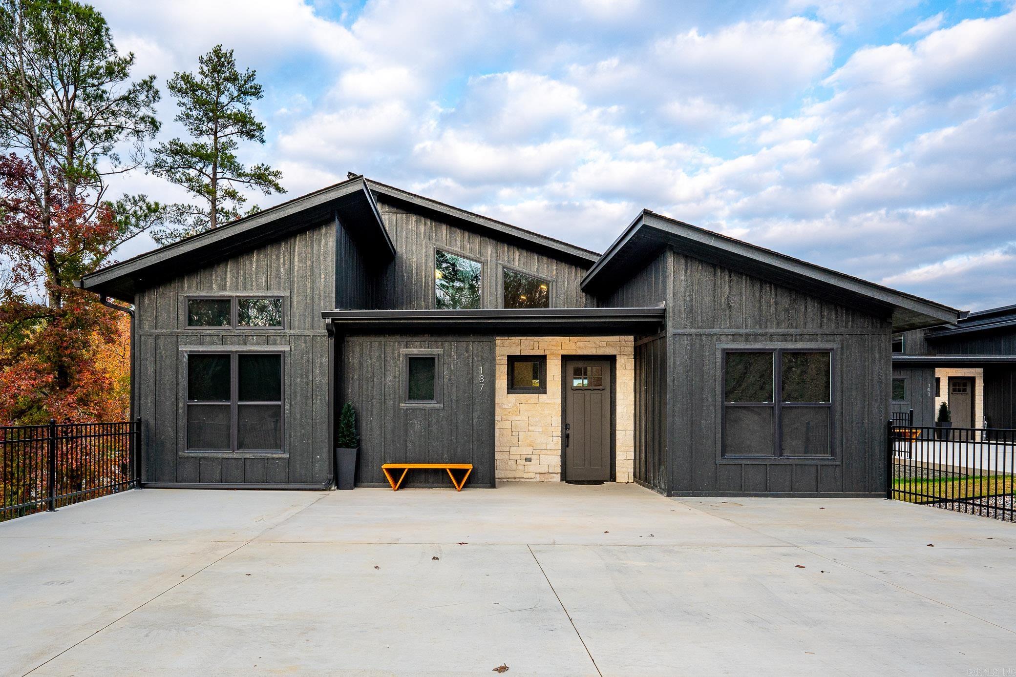 125  Wayward Winds Terrace  Hot Springs, AR