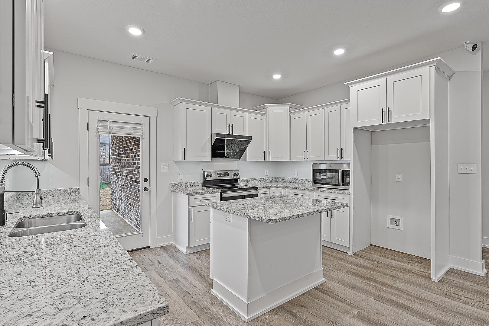4007  Sandra  Jonesboro, AR