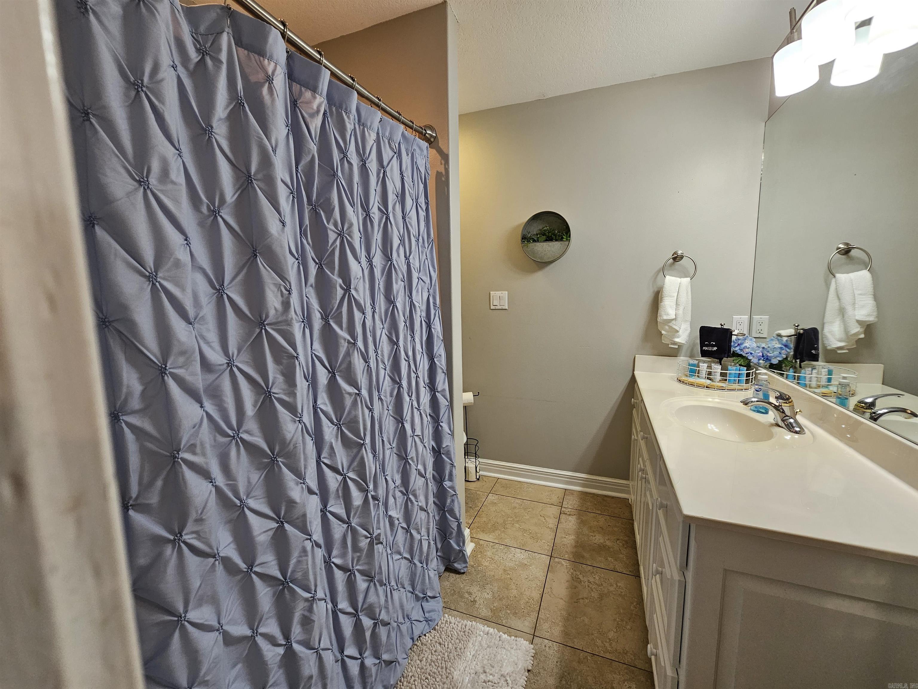 137  Central  Hot Springs, AR