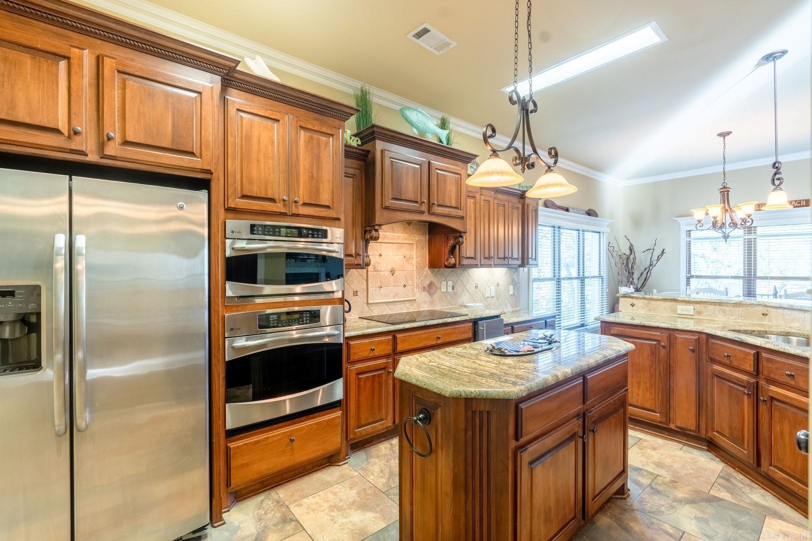 37  Brighton Point  Heber Springs, AR