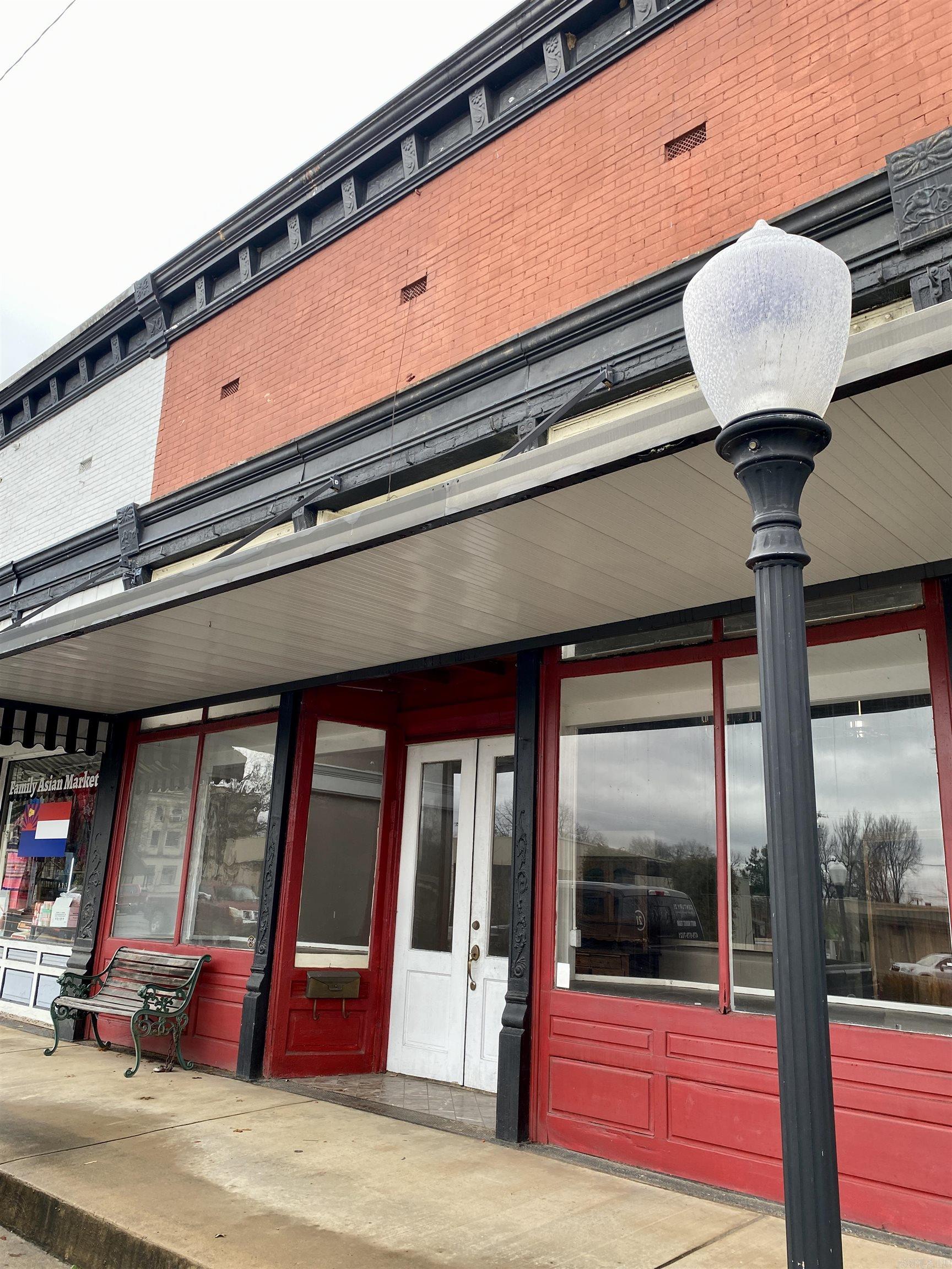 138 and 140 W Main Street  Clarksville, AR