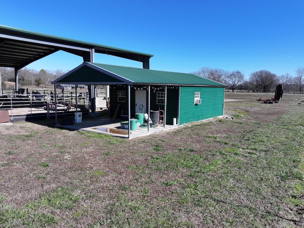 360  Hwy 27 N  Story, AR