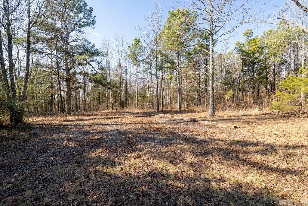 000  JUNIOR ROAD  Clinton, AR
