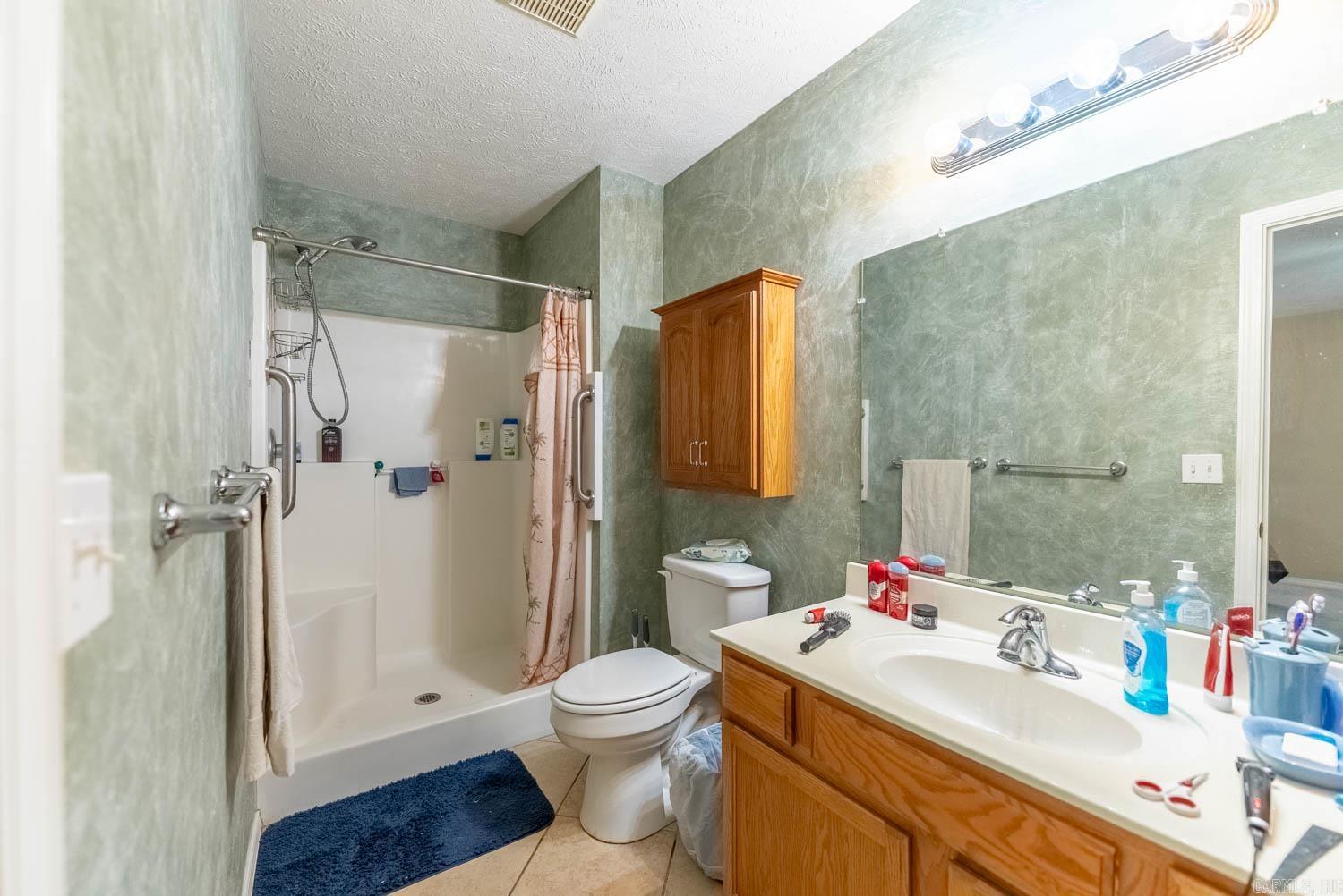 1364 Hampshire Circle Mountain Home, AR 72653