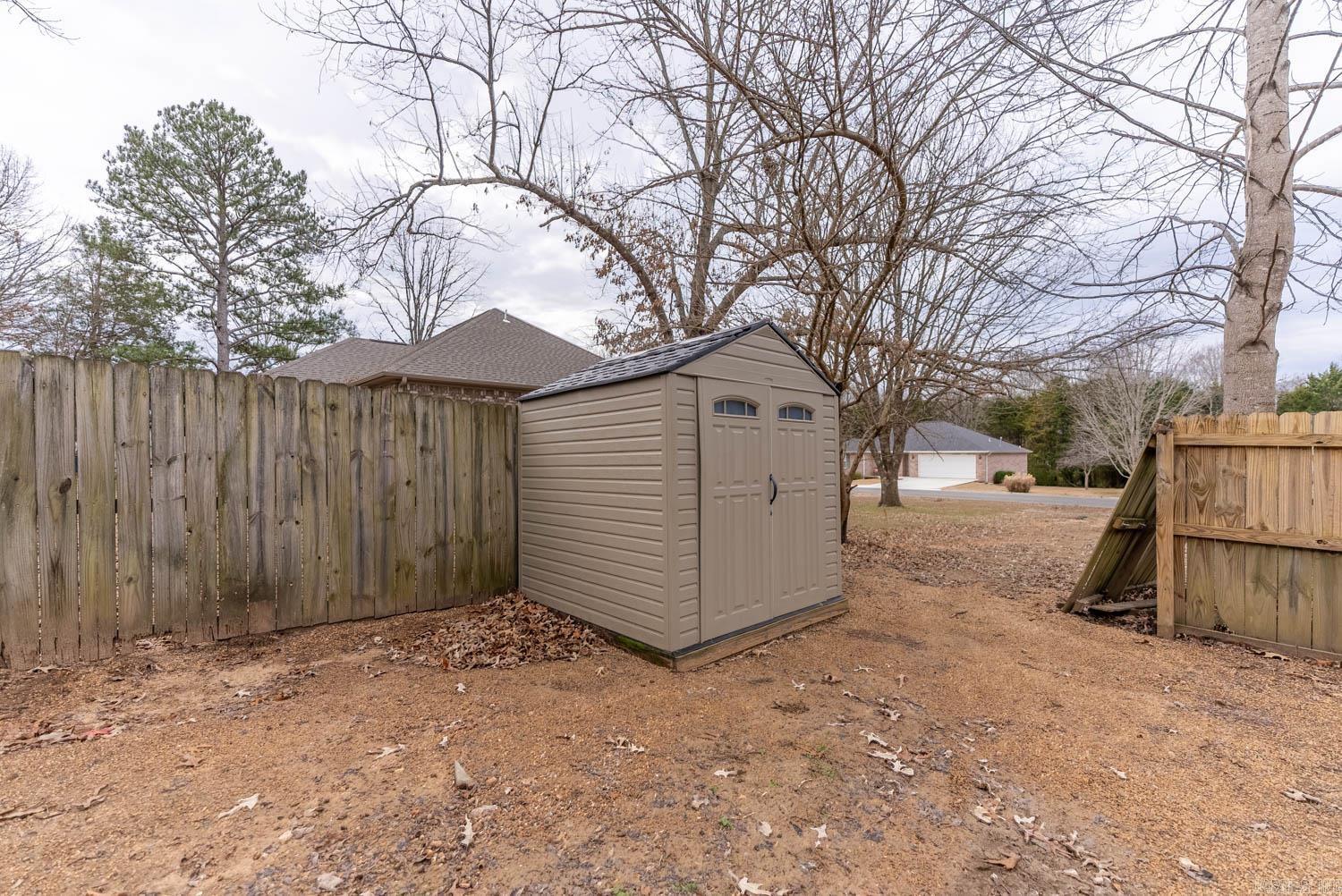 1364 Hampshire Circle Mountain Home, AR 72653