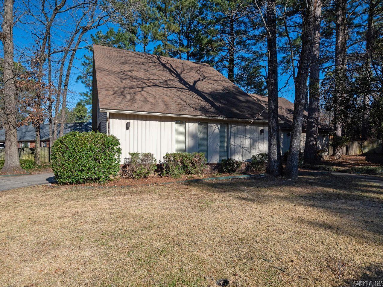 16  Bent Tree Dr.  Little Rock, AR