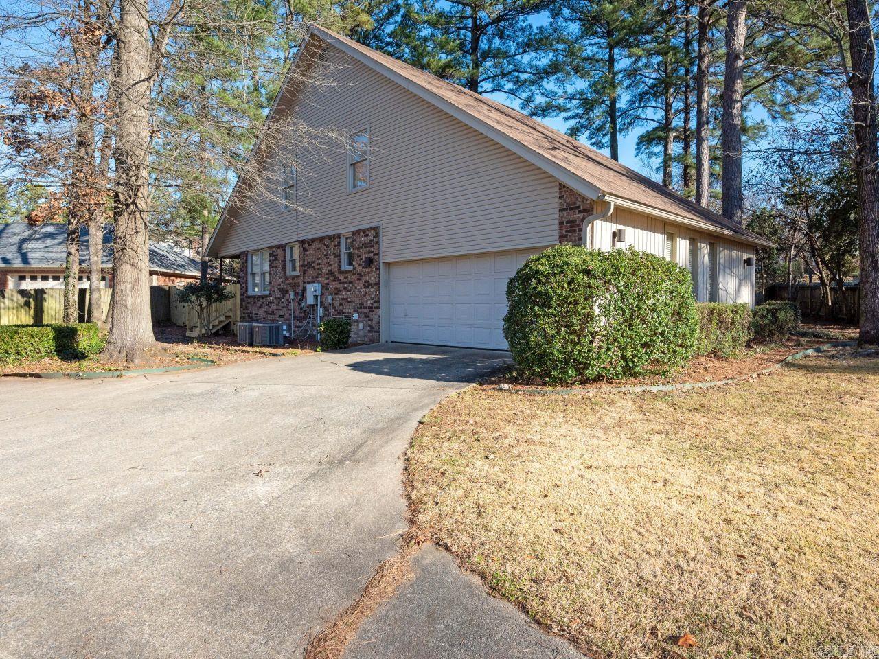 16  Bent Tree Dr.  Little Rock, AR