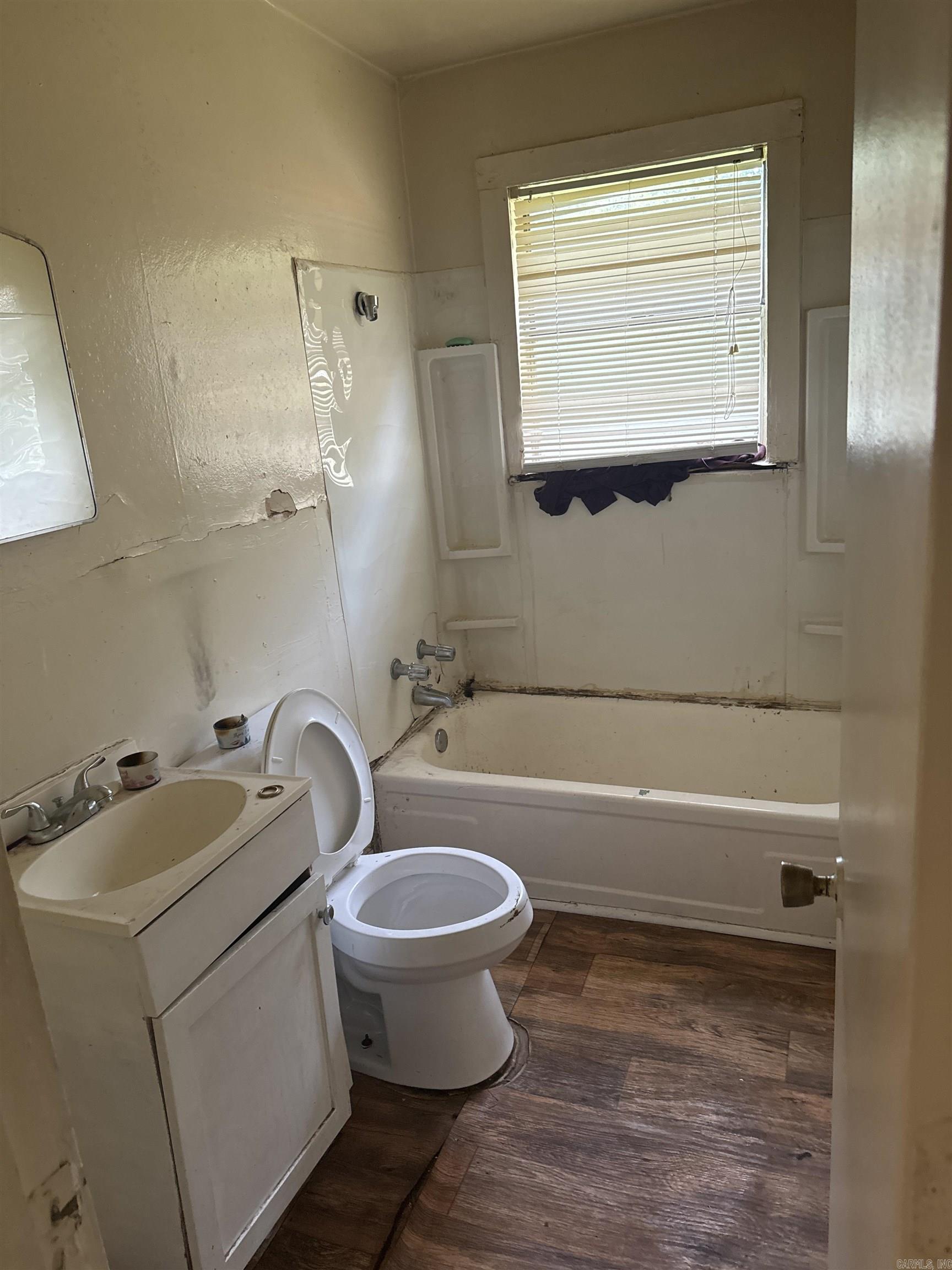 2701 W Pullen  Pine Bluff, AR