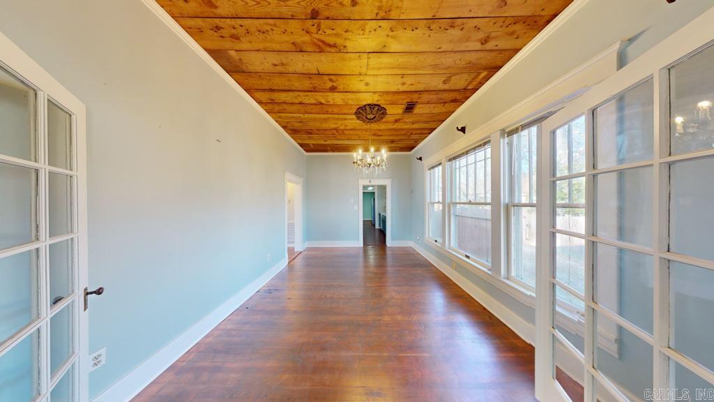 1203  Clifton  Conway, AR