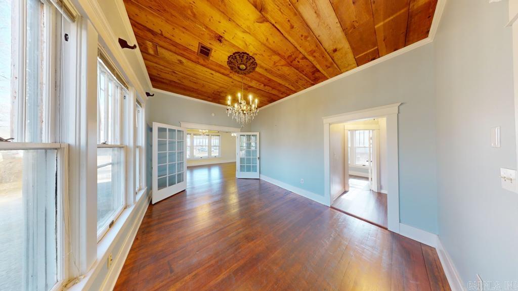 1203  Clifton  Conway, AR