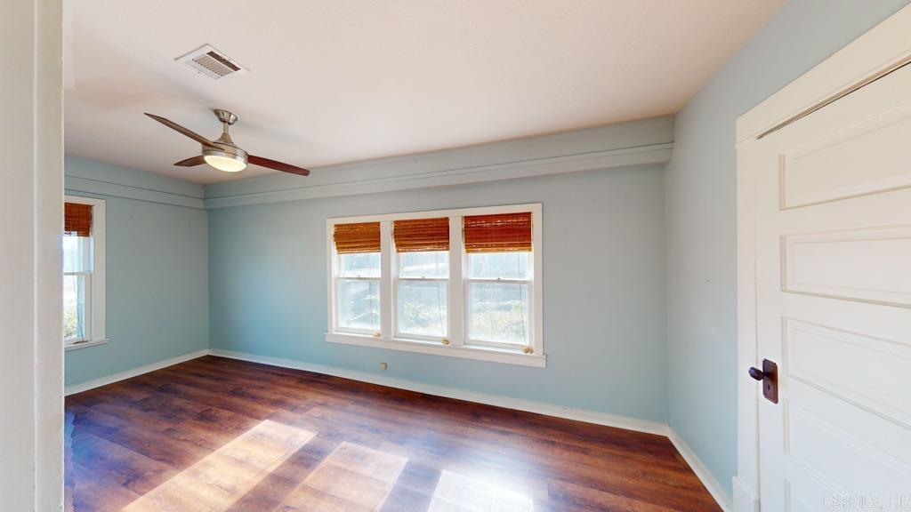 1203  Clifton  Conway, AR