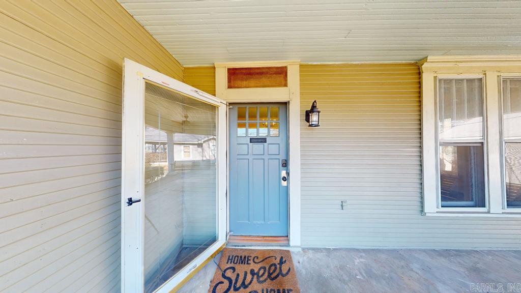 1203  Clifton  Conway, AR
