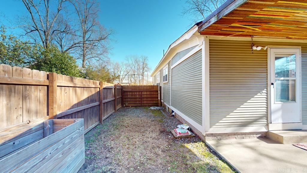 1203  Clifton  Conway, AR