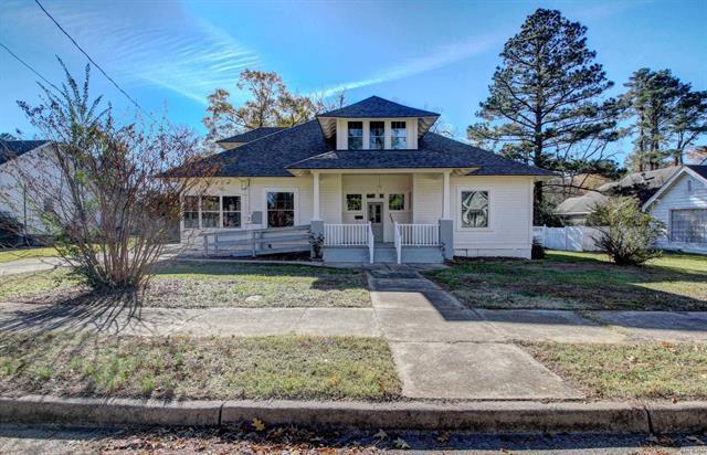 320 E Cedar  Warren, AR