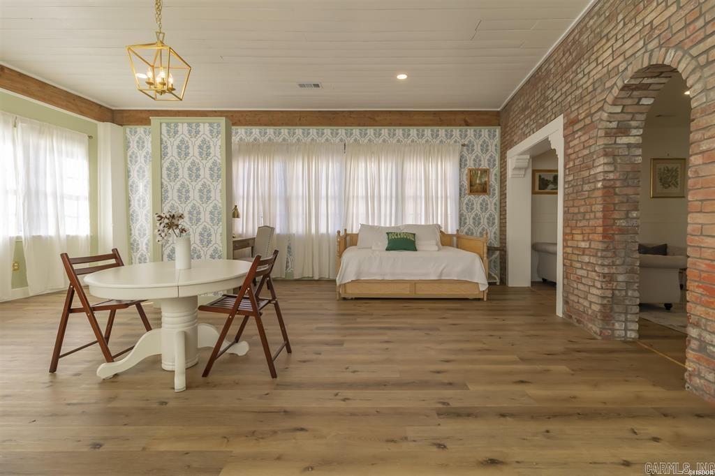 111  Standridge  Mount Ida, AR