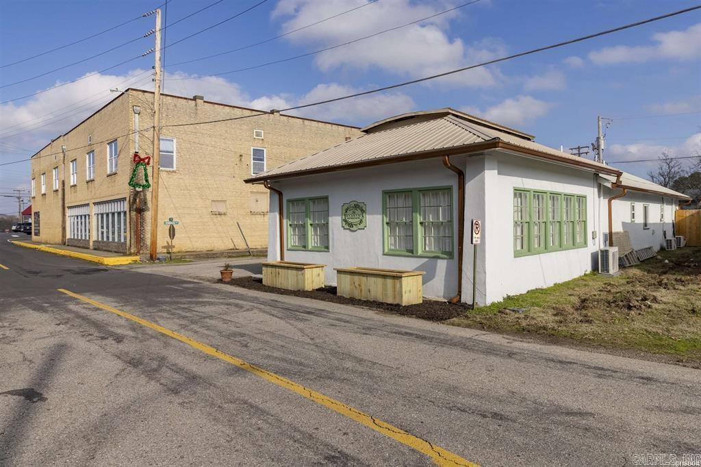 111  Standridge  Mount Ida, AR