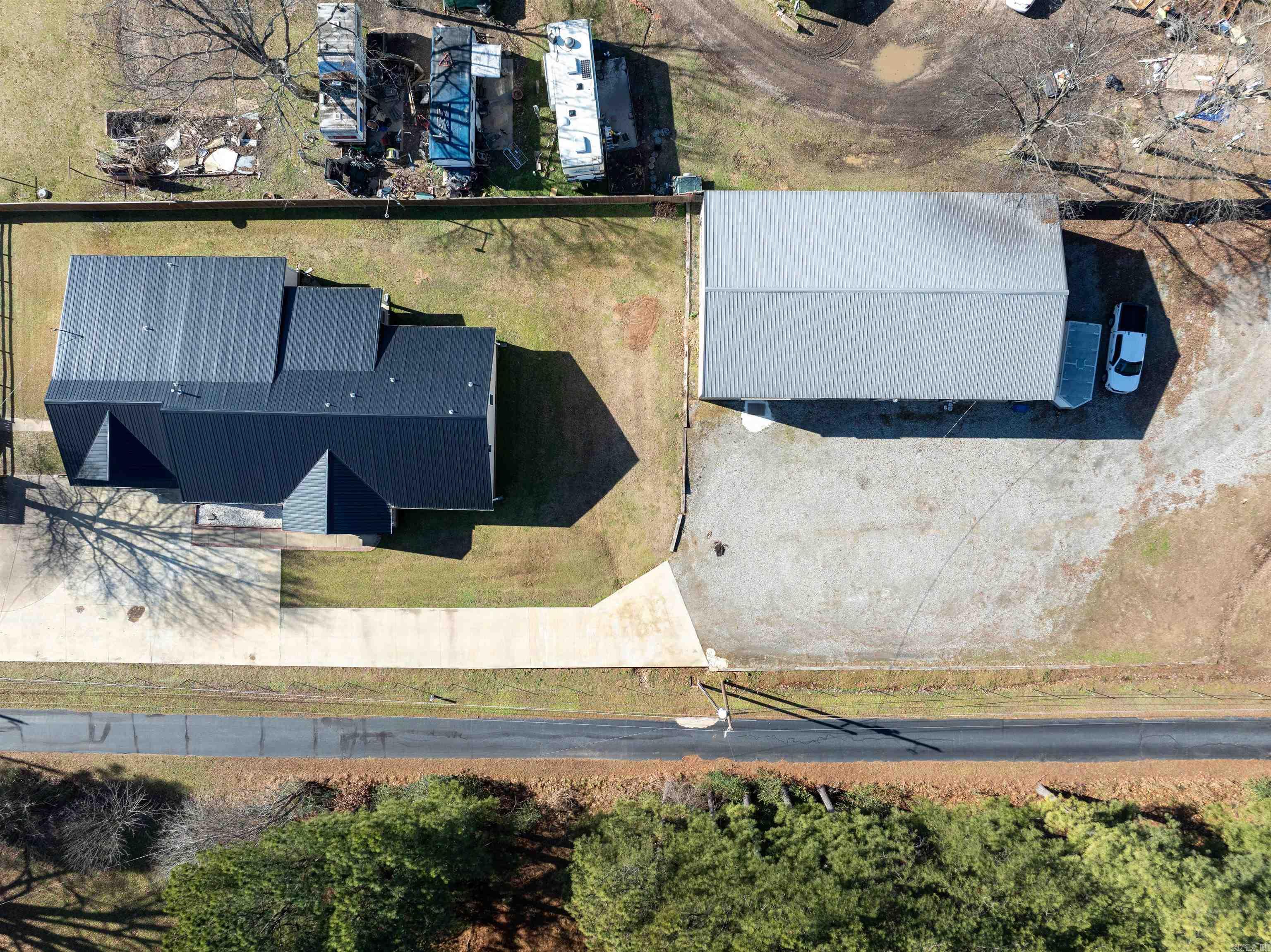 906  Holmes  Searcy, AR