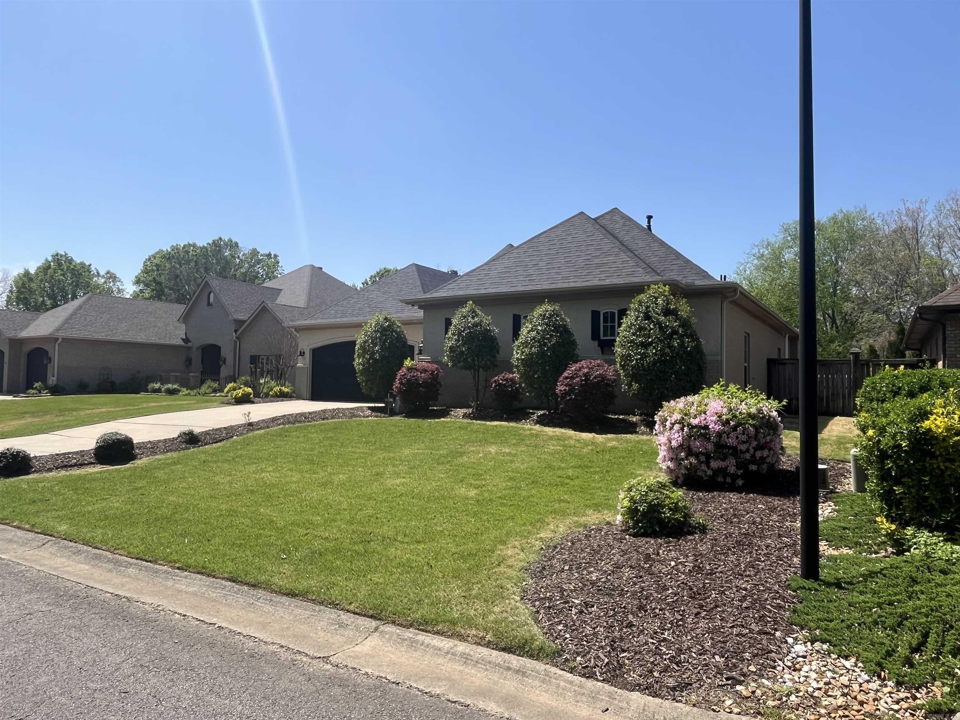 845  Chapel Hill  Conway, AR