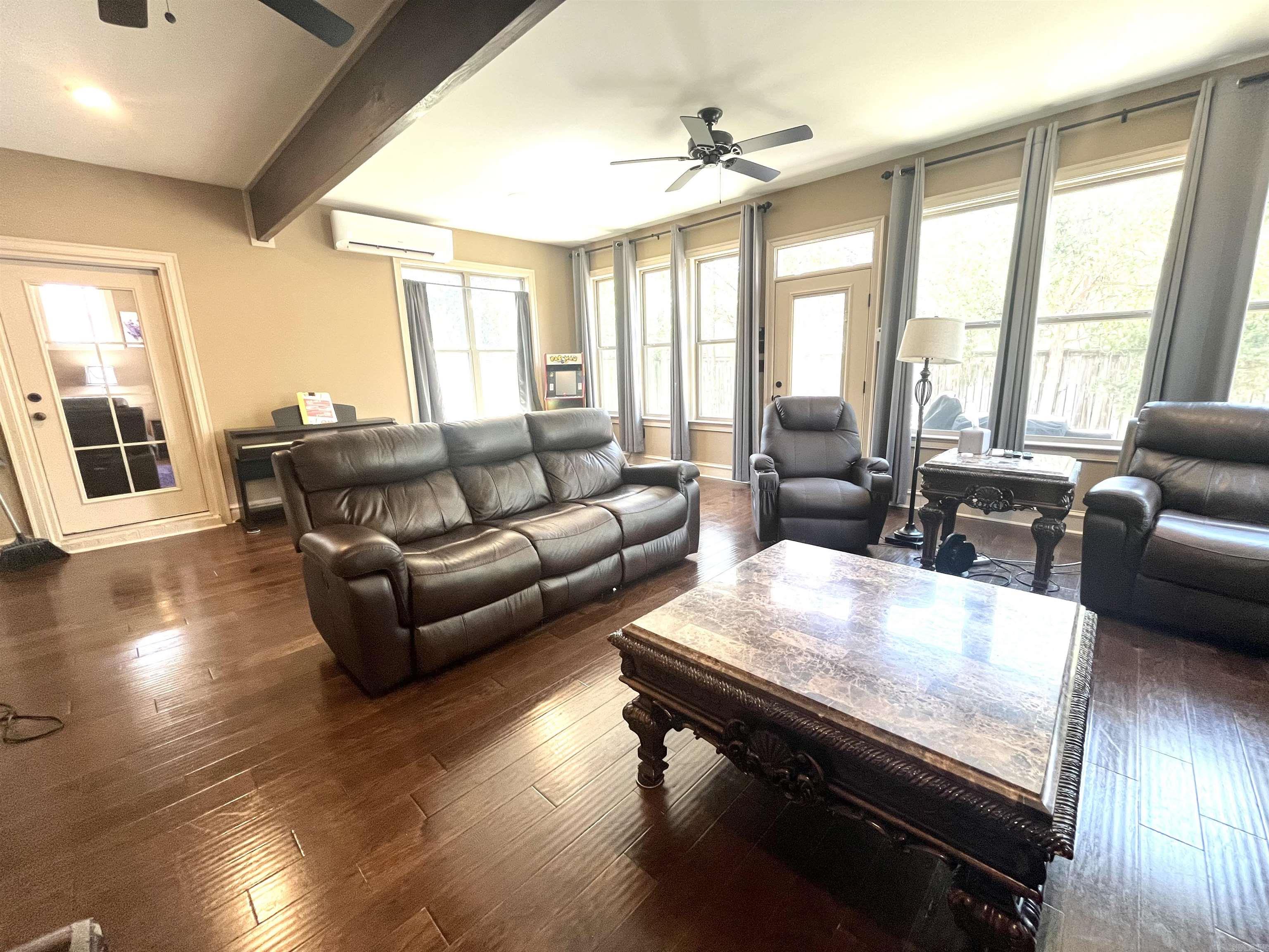 845  Chapel Hill  Conway, AR