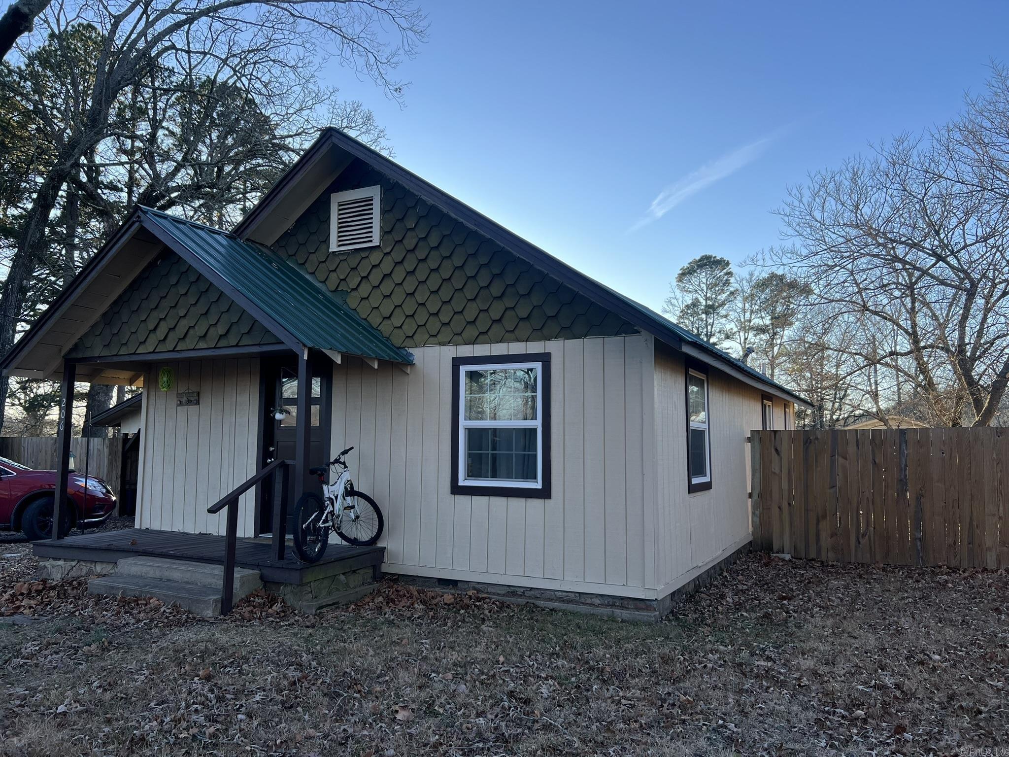 206 N Adams  Mena, AR