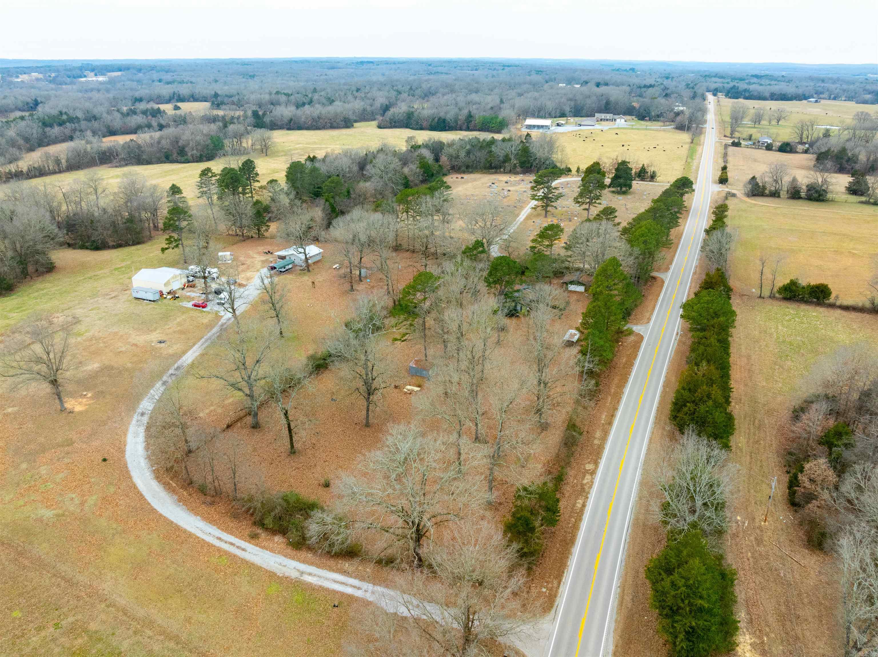 993 W River Drive  Strawberry, AR