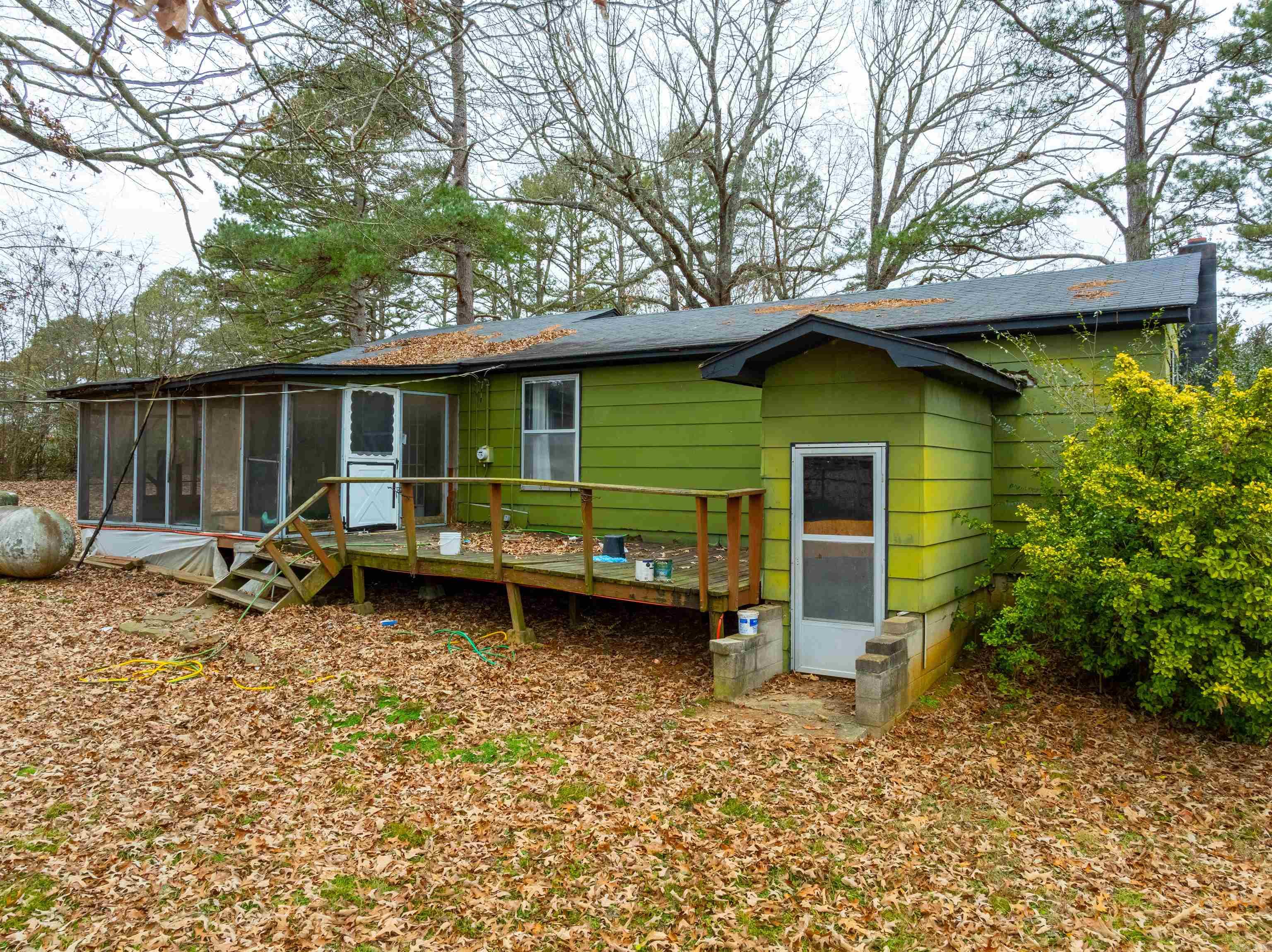 993 W River Drive  Strawberry, AR