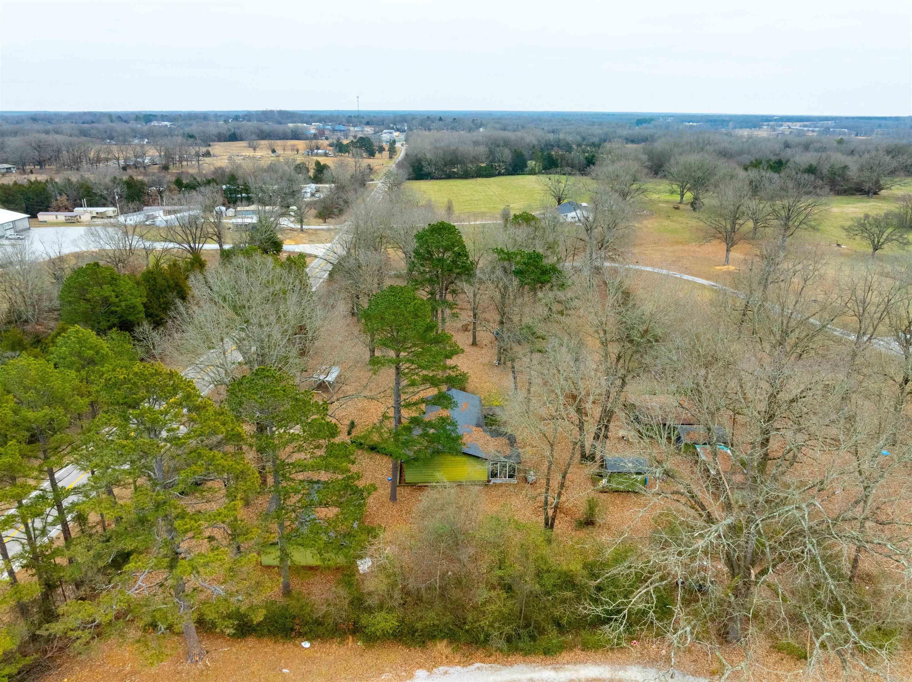 993 W River Drive  Strawberry, AR